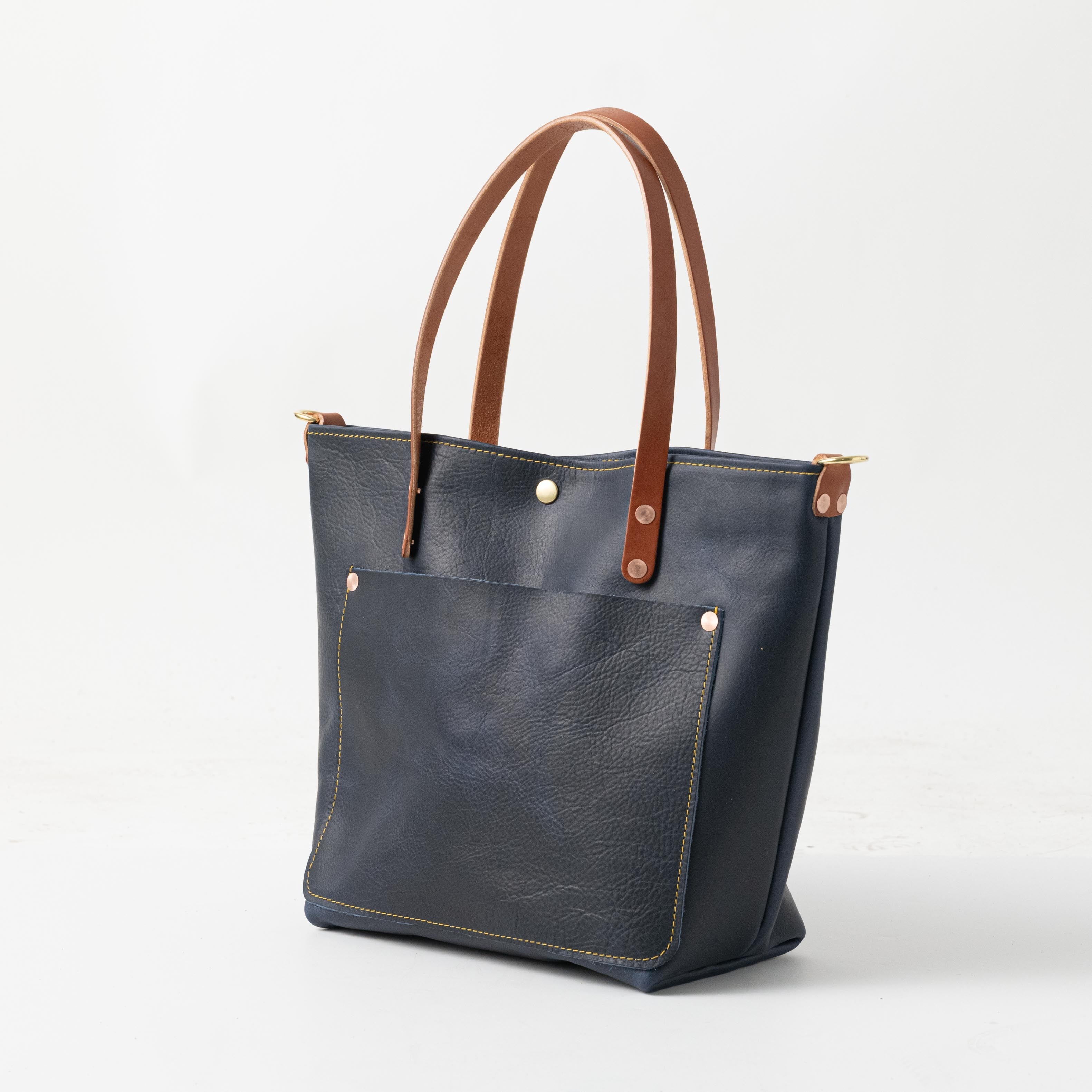 Scratch-and-Dent Navy Kodiak Travel Tote