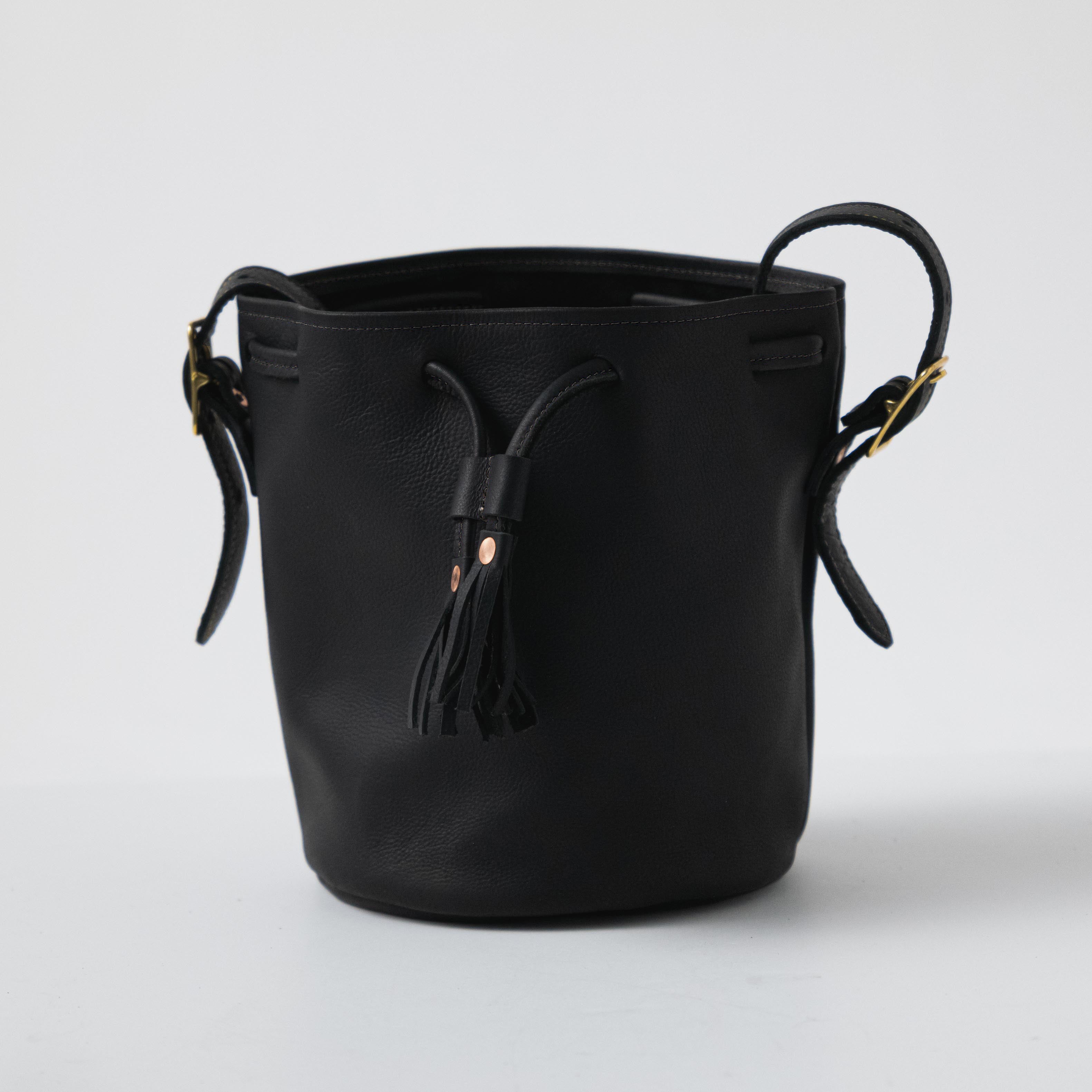 Scratch-and-Dent Black Kodiak Bucket Bag
