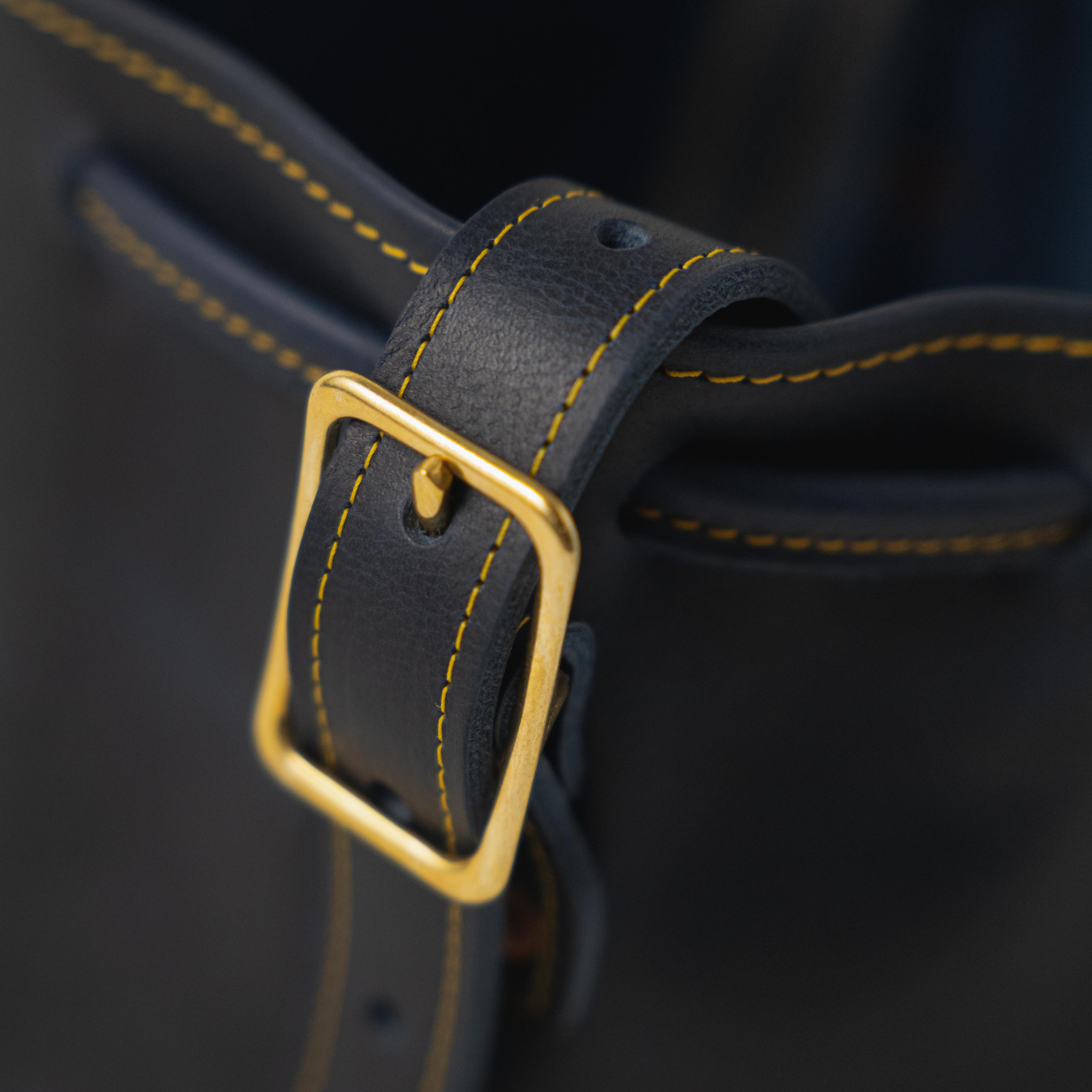 Scratch-and-Dent Navy Kodiak Bucket Bag