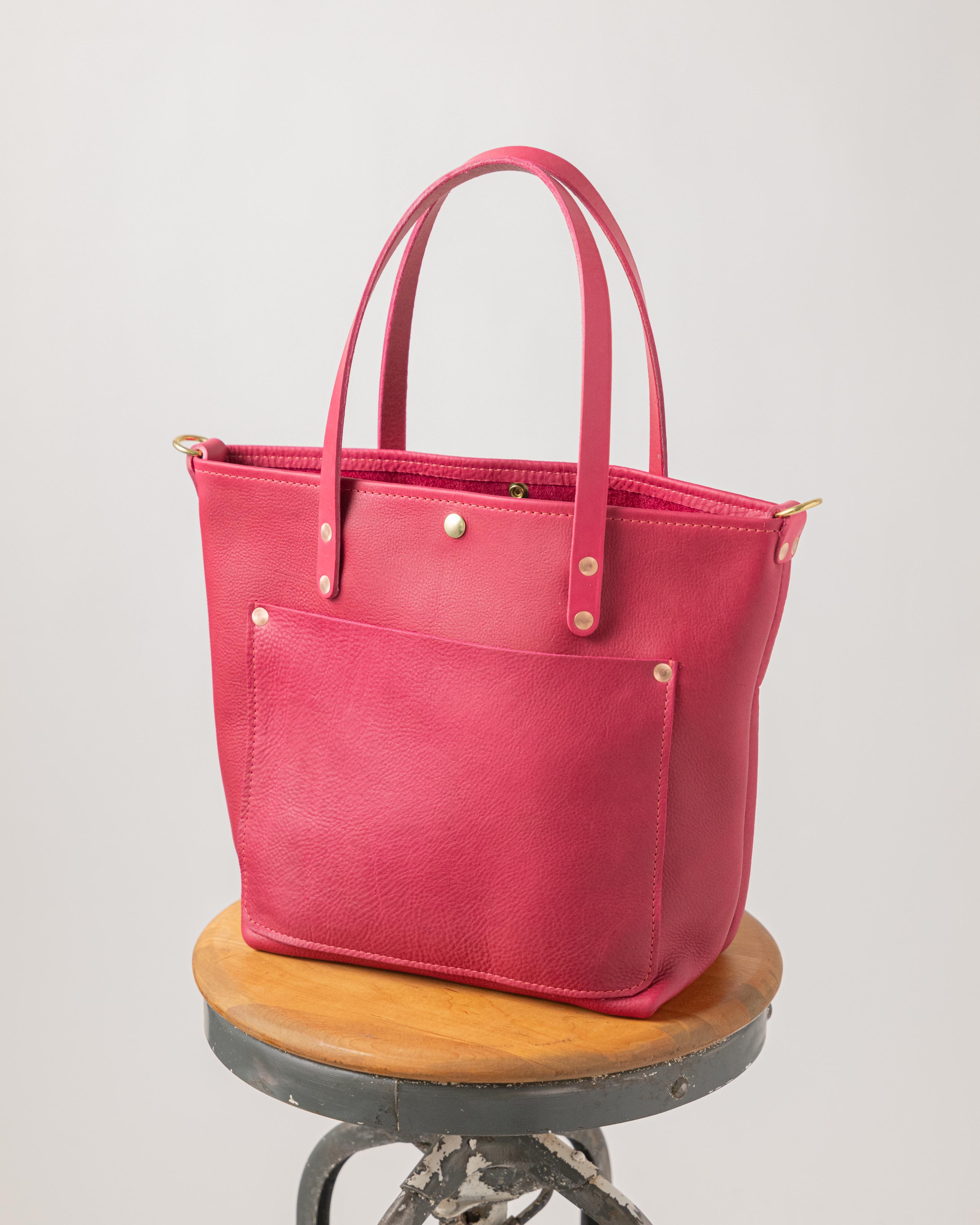Scratch-and-dent Rose Cypress Travel Tote
