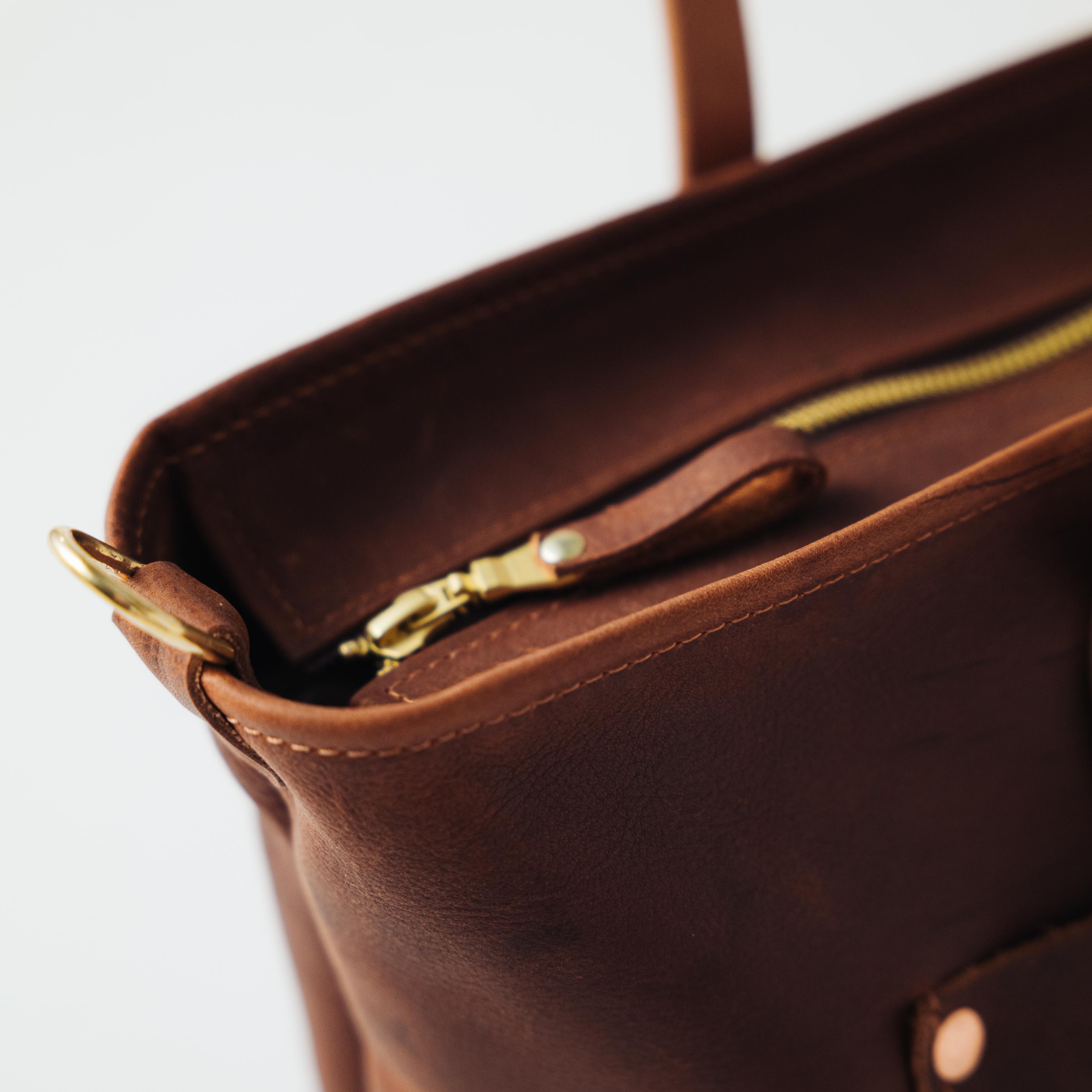 Scratch-and-Dent Red Kodiak Market Tote