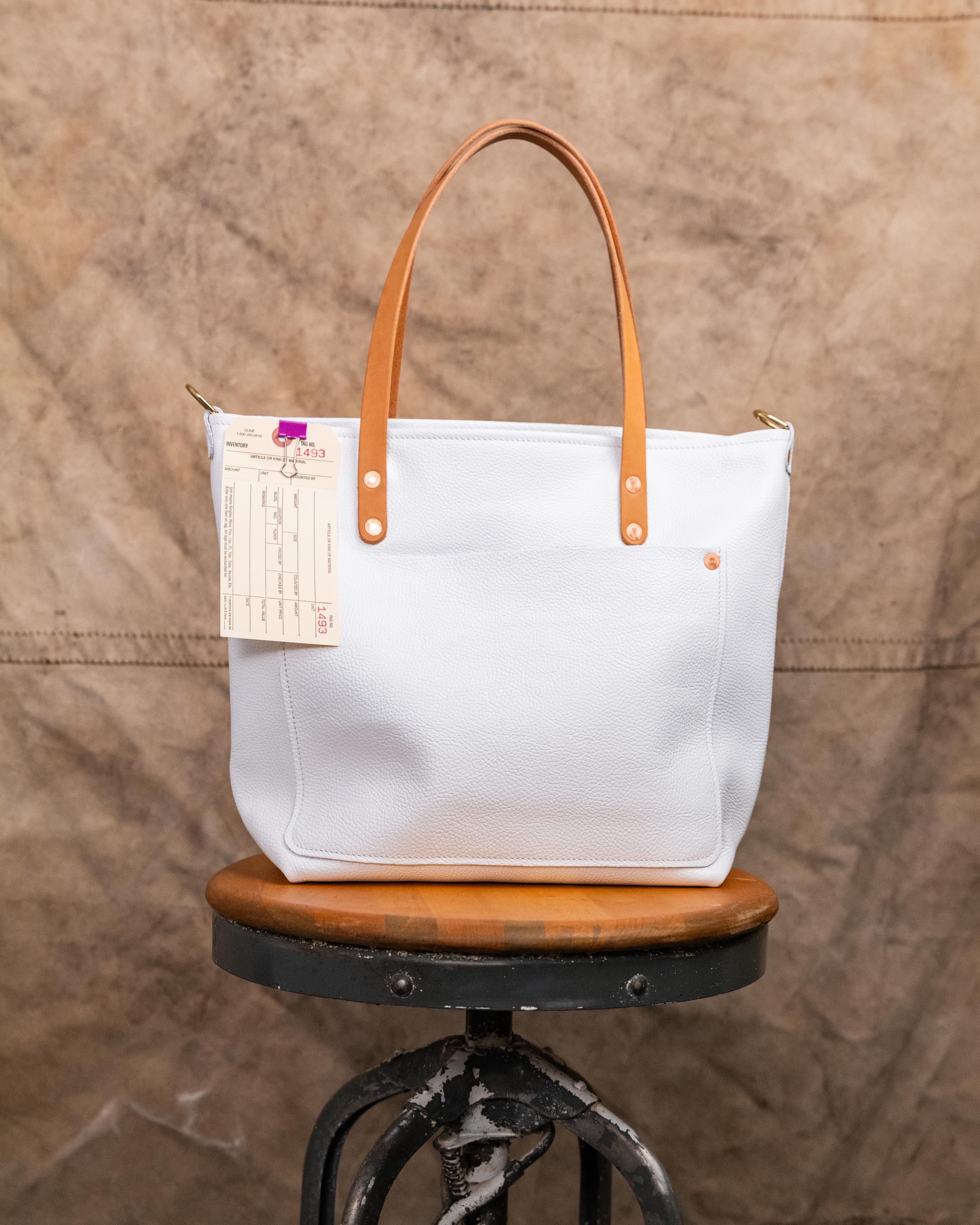 1493 White Italian Pebbled Travel Tote with zipper and 7" russet handles
