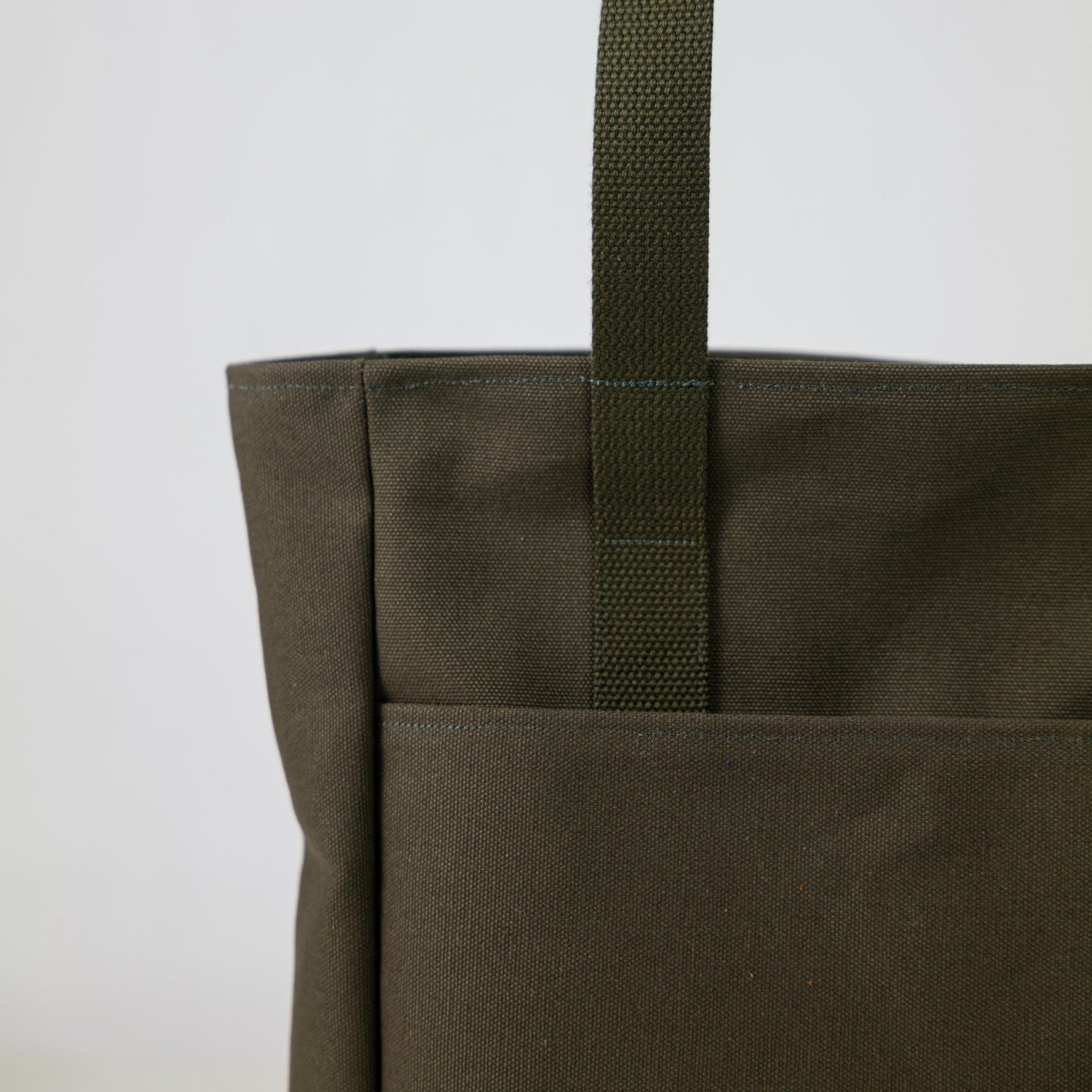 Black Canvas Carryall