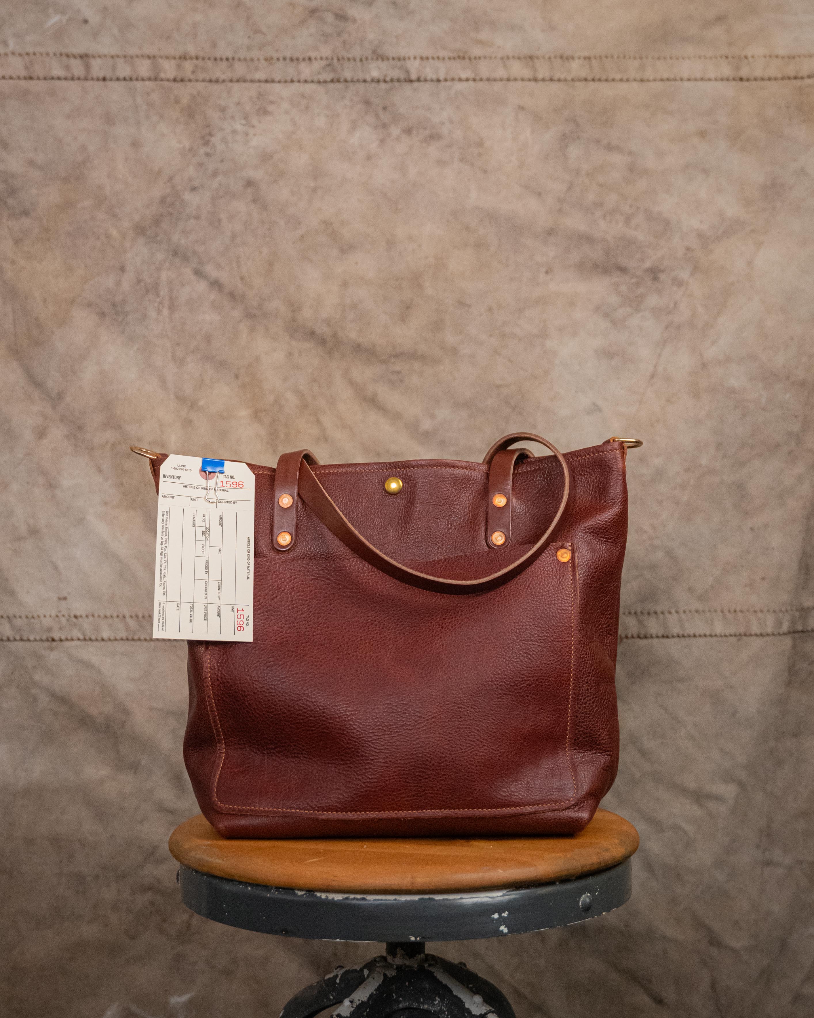 1596 Dark Tan Bulldog Travel Tote 7” handles
