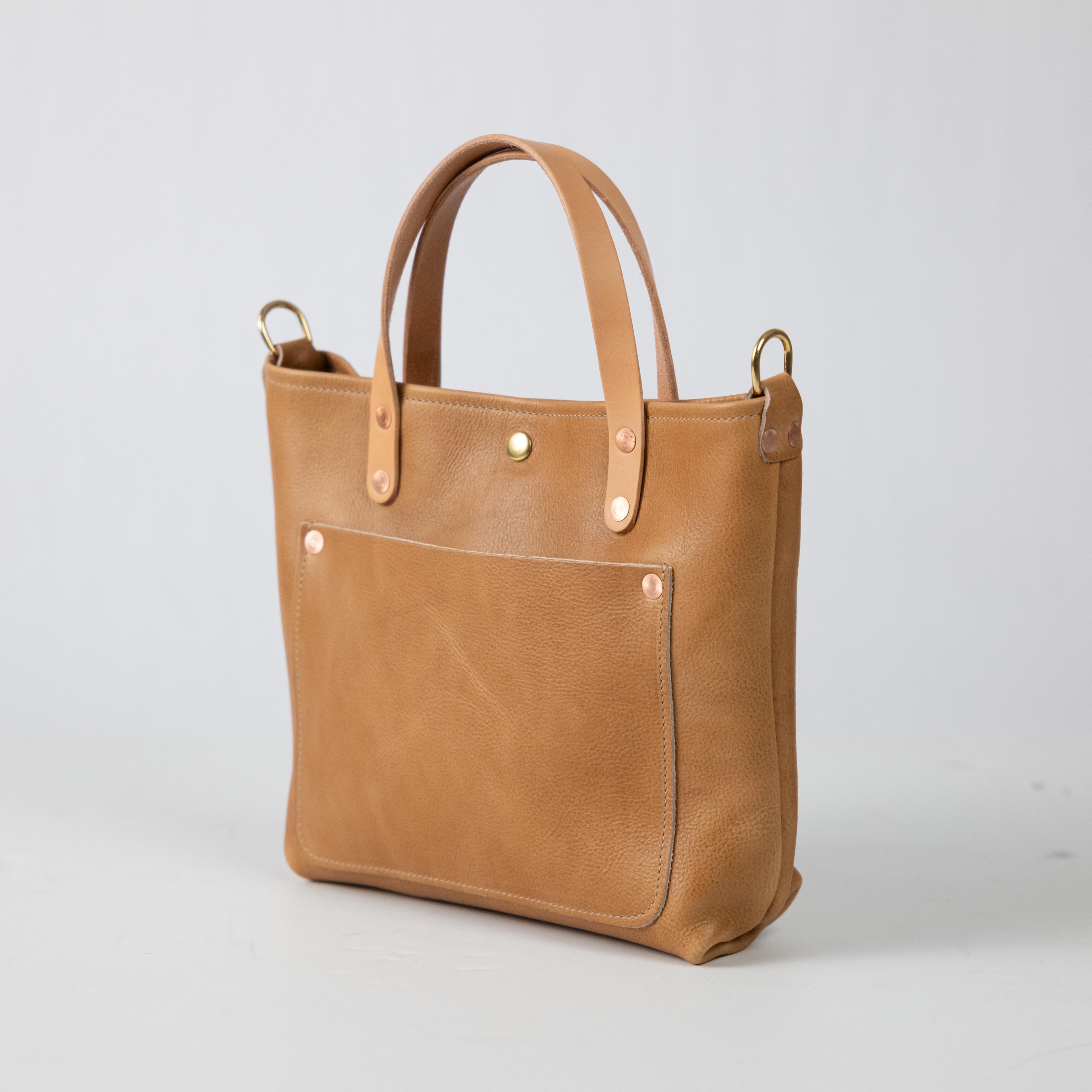 Sand Bulldog Mini Travel Tote