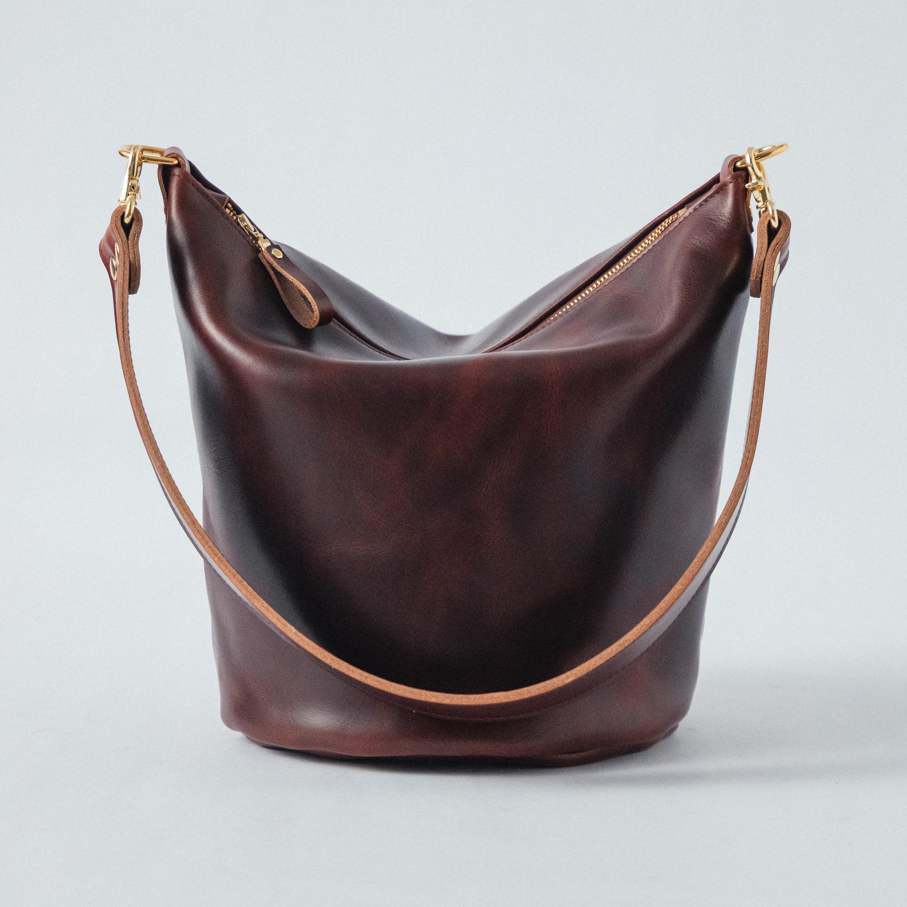 Zip-Top Bucket Bag | Leather Tote Bag KMM & Co – KMM & Co.