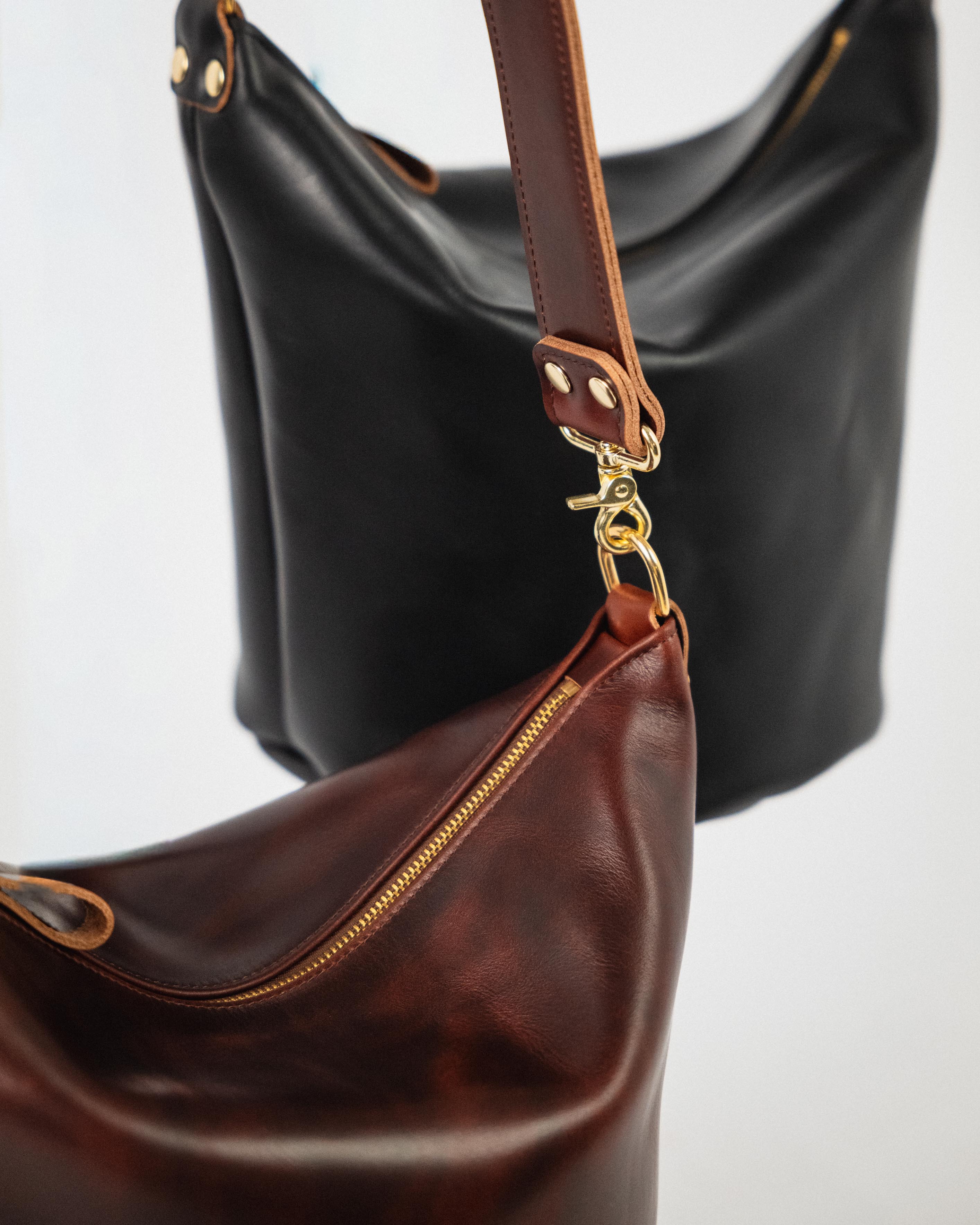 Black Double Shot Zip-Top Bucket Bag Bundle