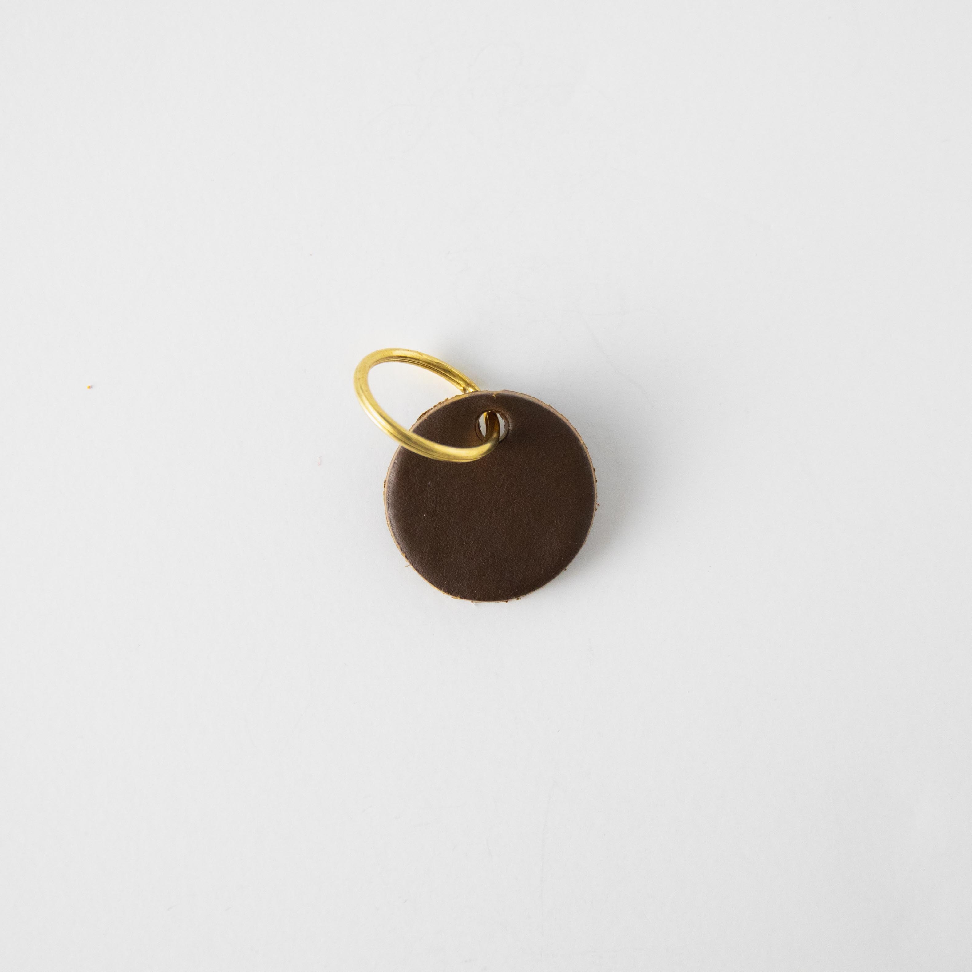 Olive Circle Key Fob- leather keychain - leather key holder - leather key fob - KMM & Co.