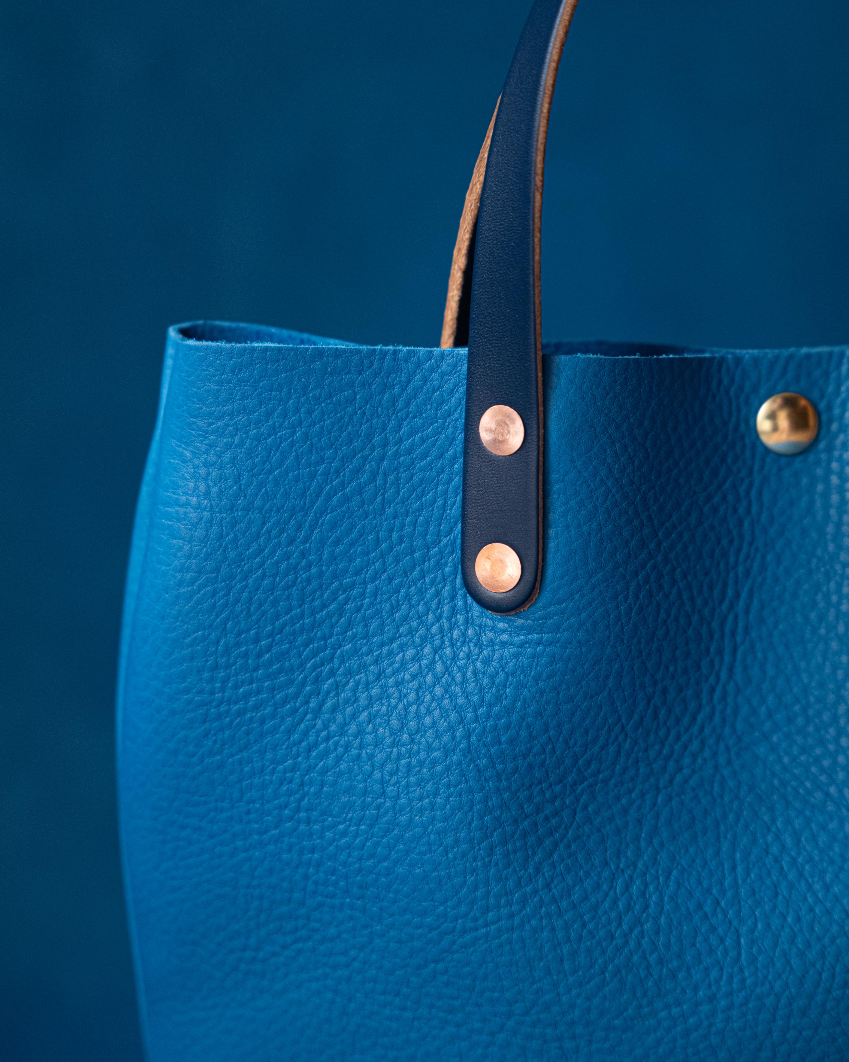 Scratch-and-Dent Cerulean Cypress Tote