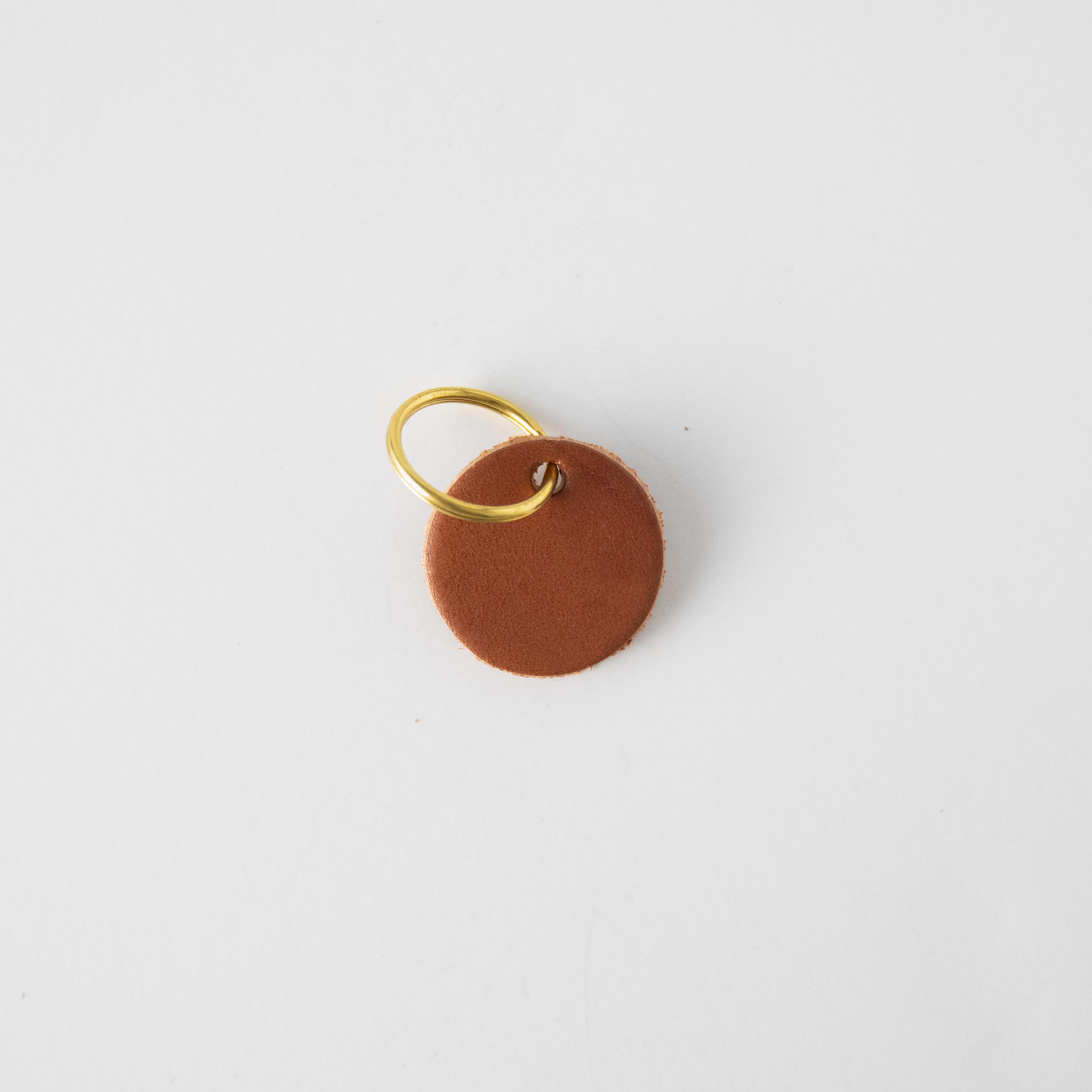 Tan Circle Key Fob- leather keychain - leather key holder - leather key fob - KMM & Co.
