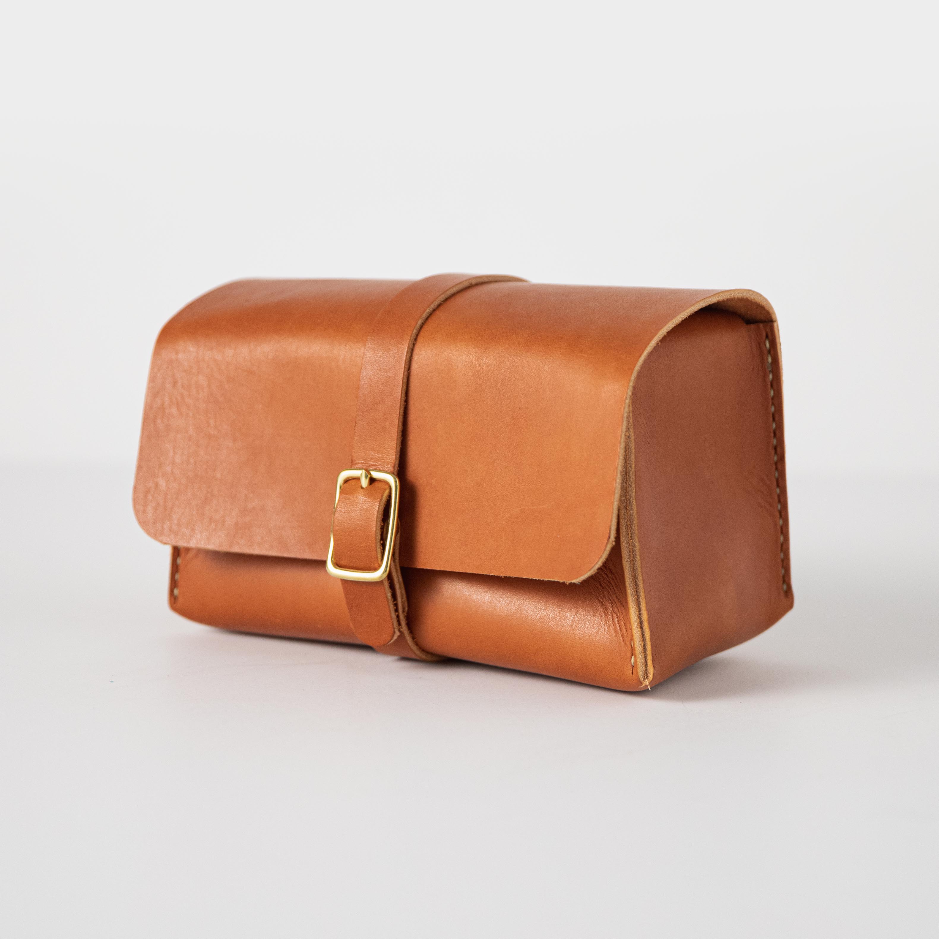 Tan Dopp Kit- mens toiletry bag - KMM & Co.