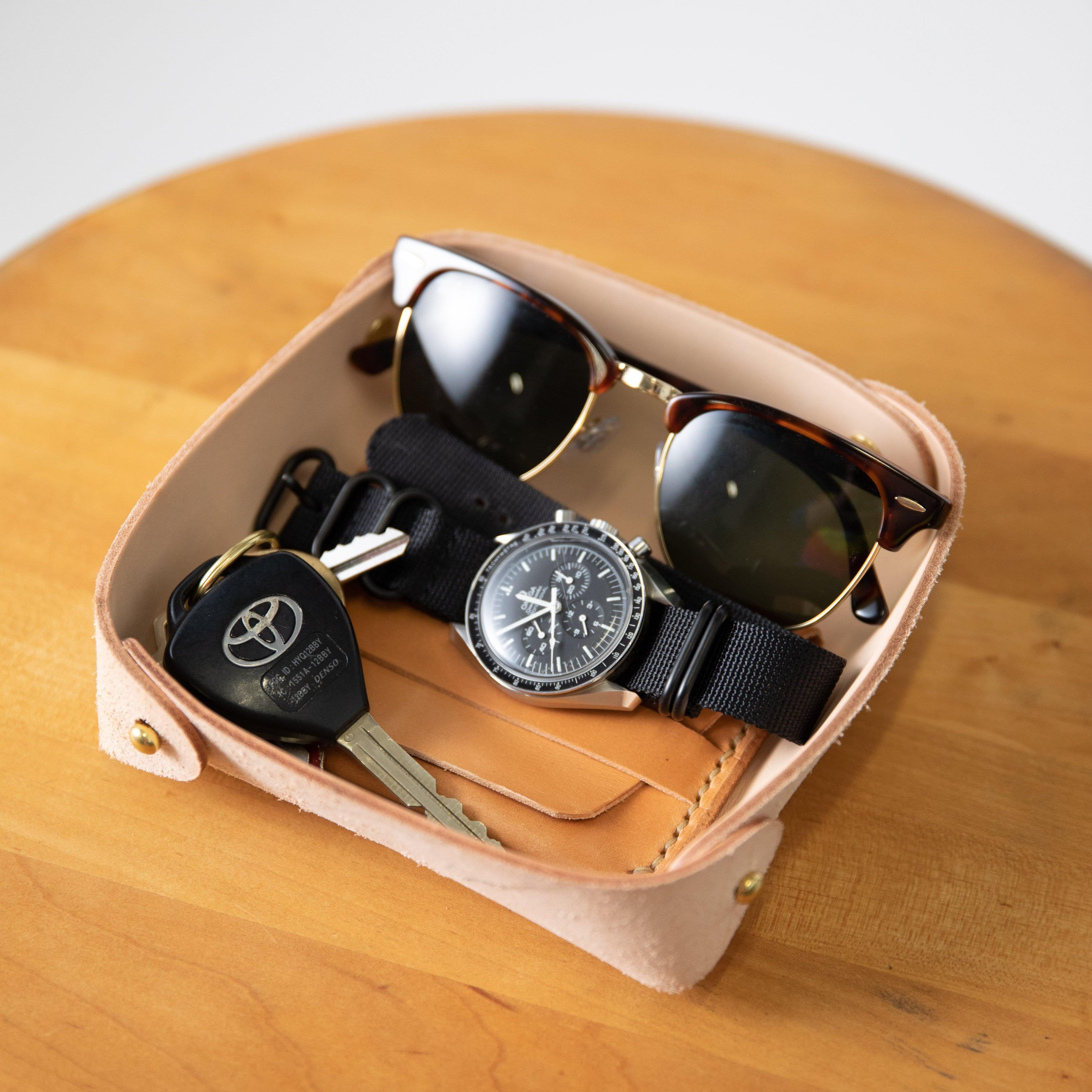 Rustic Vegetable Tan Valet Tray
