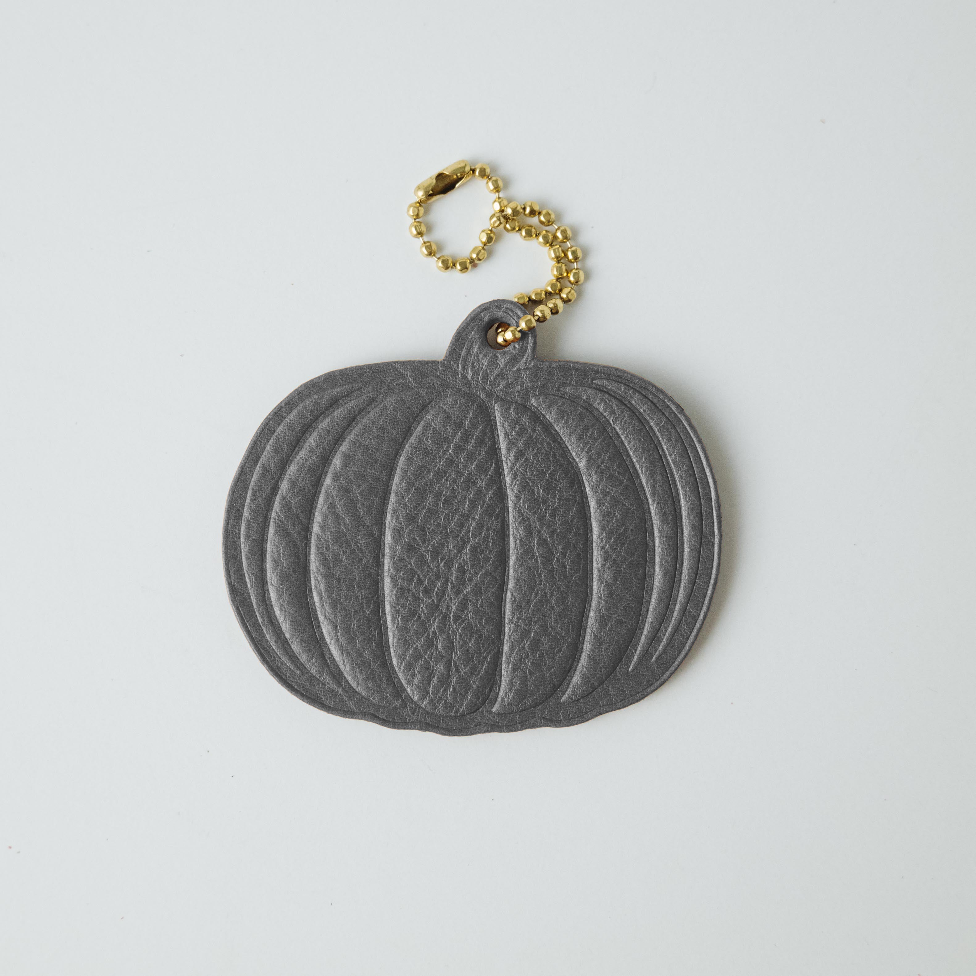 2-Ply Cypress Pumpkin Tag- personalized luggage tags - custom luggage tags - KMM &amp; Co.