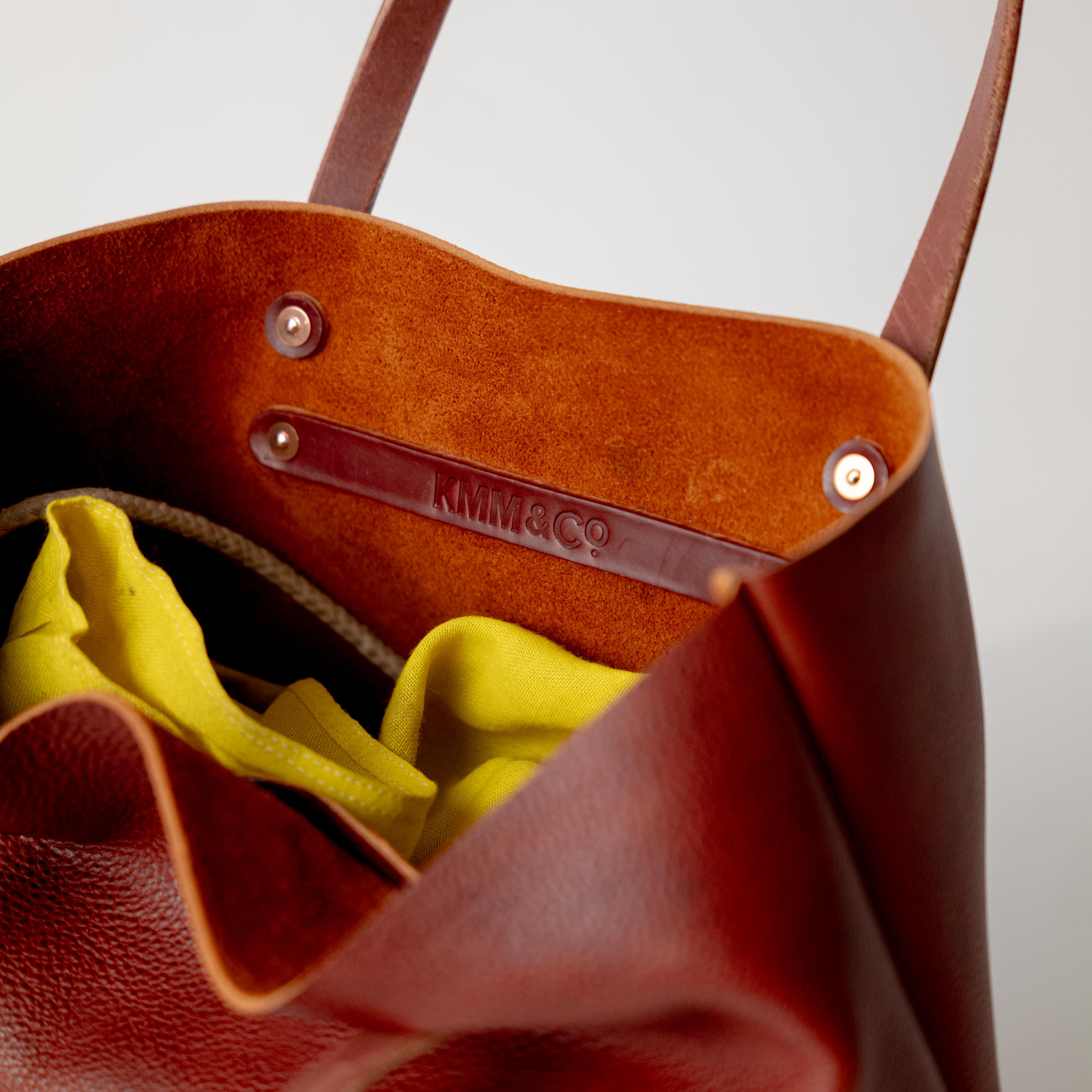 Dark Tan Bulldog East West Tote