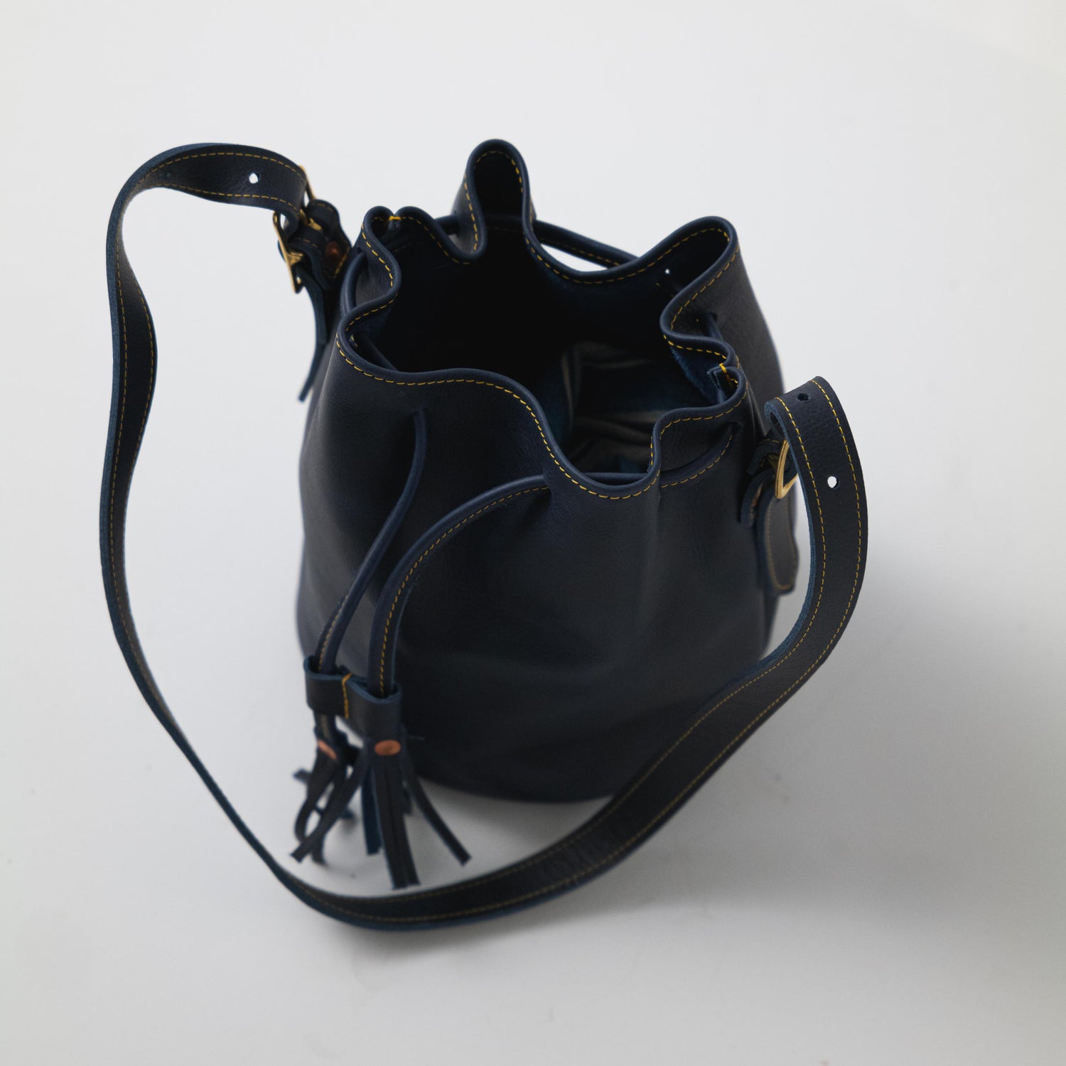 Scratch-and-Dent Navy Kodiak Bucket Bag