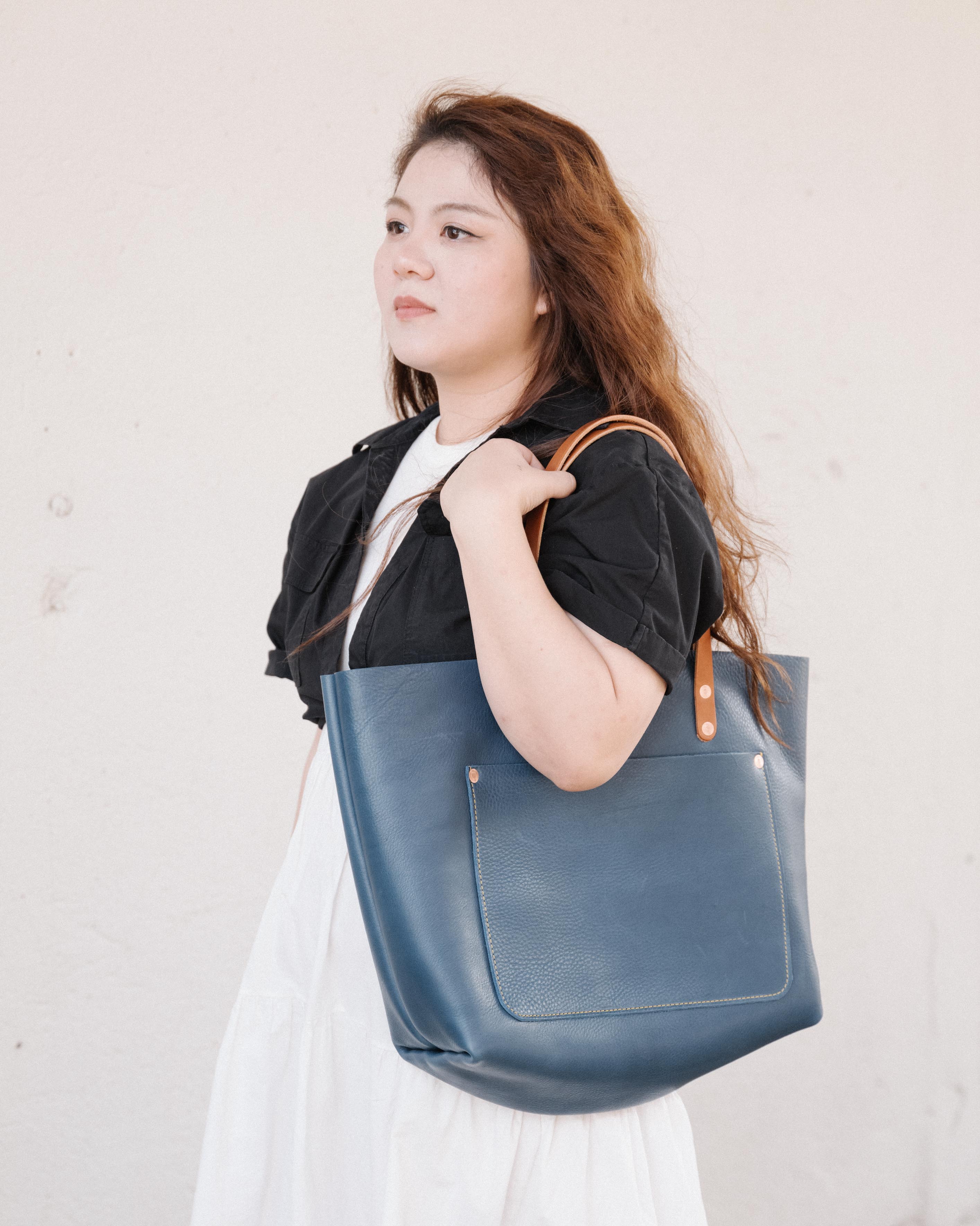 Scratch-and-Dent Blue Cypress Market Tote