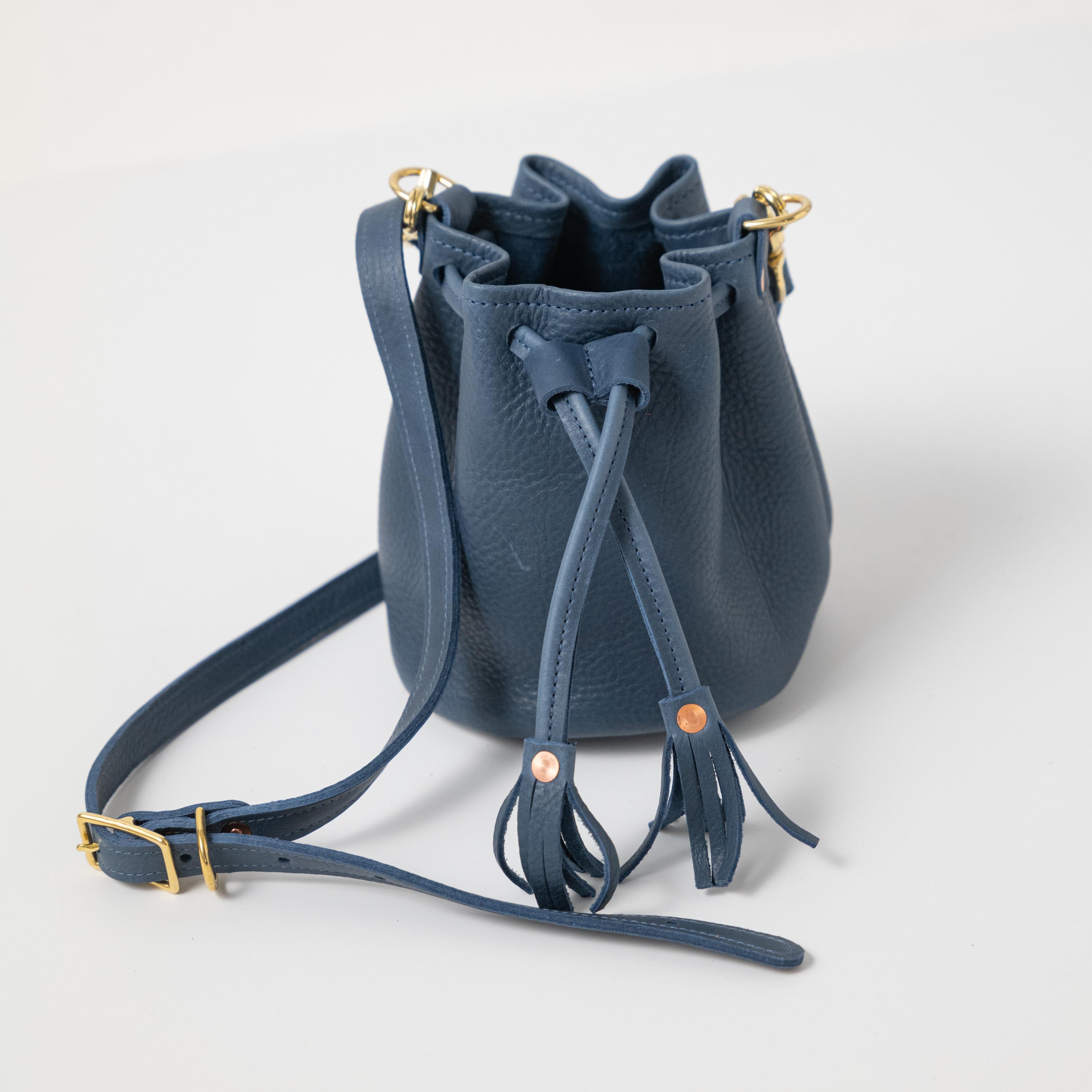 Blue bucket bag store