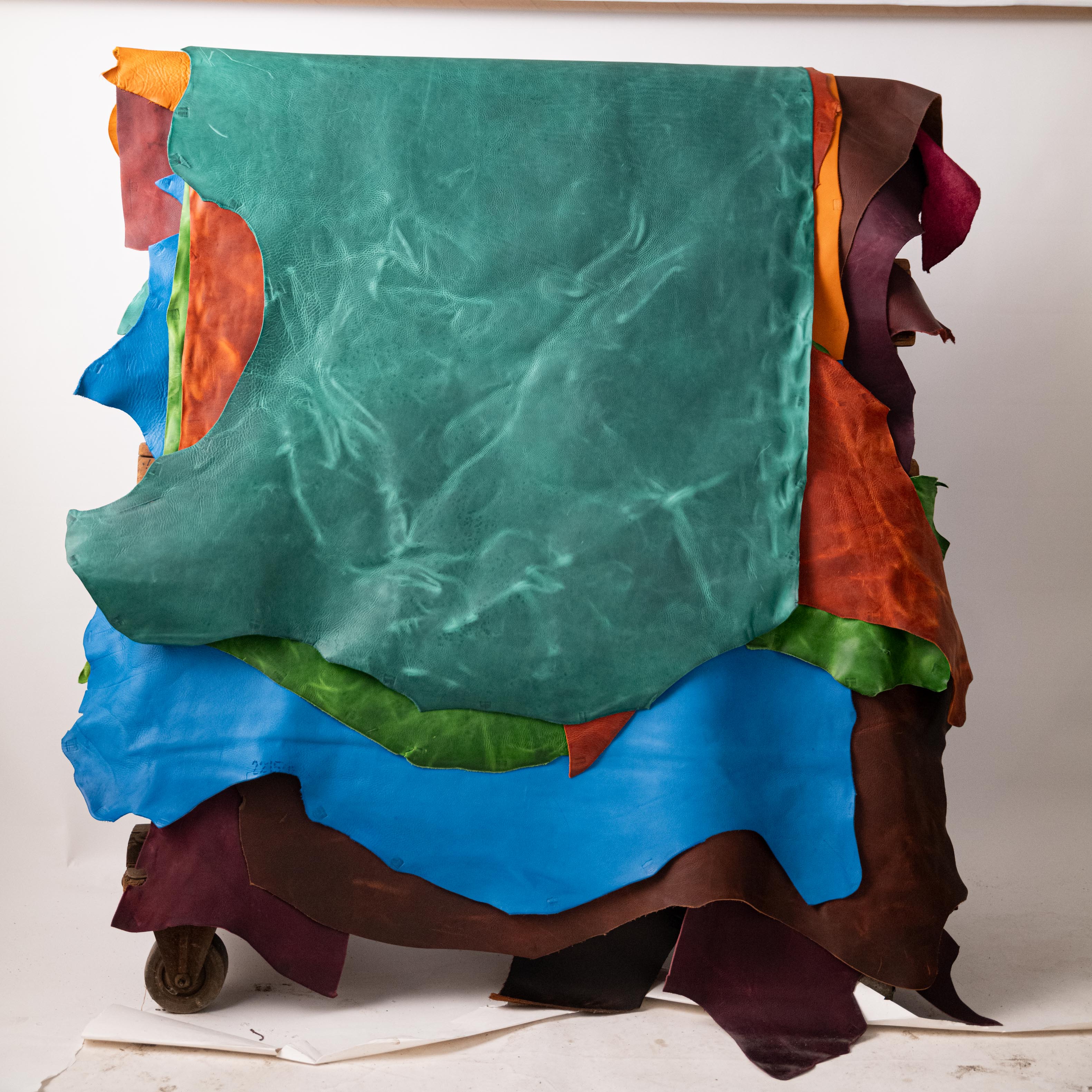 Scratch-and-Dent Teal Kodiak East West Travel Tote