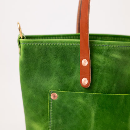 Scratch-and-Dent Fern Kodiak Travel Tote