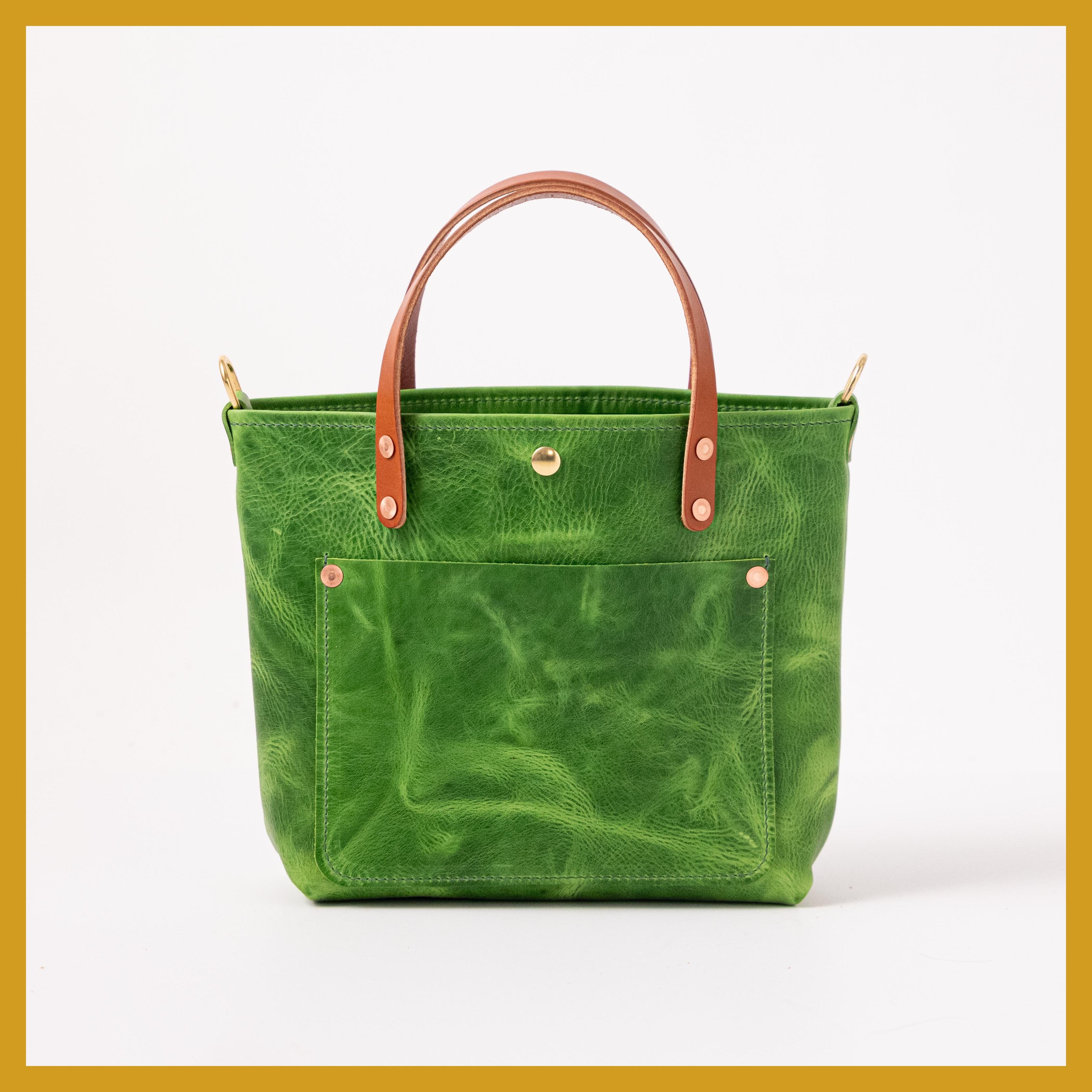 Scratch-and-Dent Fern Kodiak Mini Travel Tote