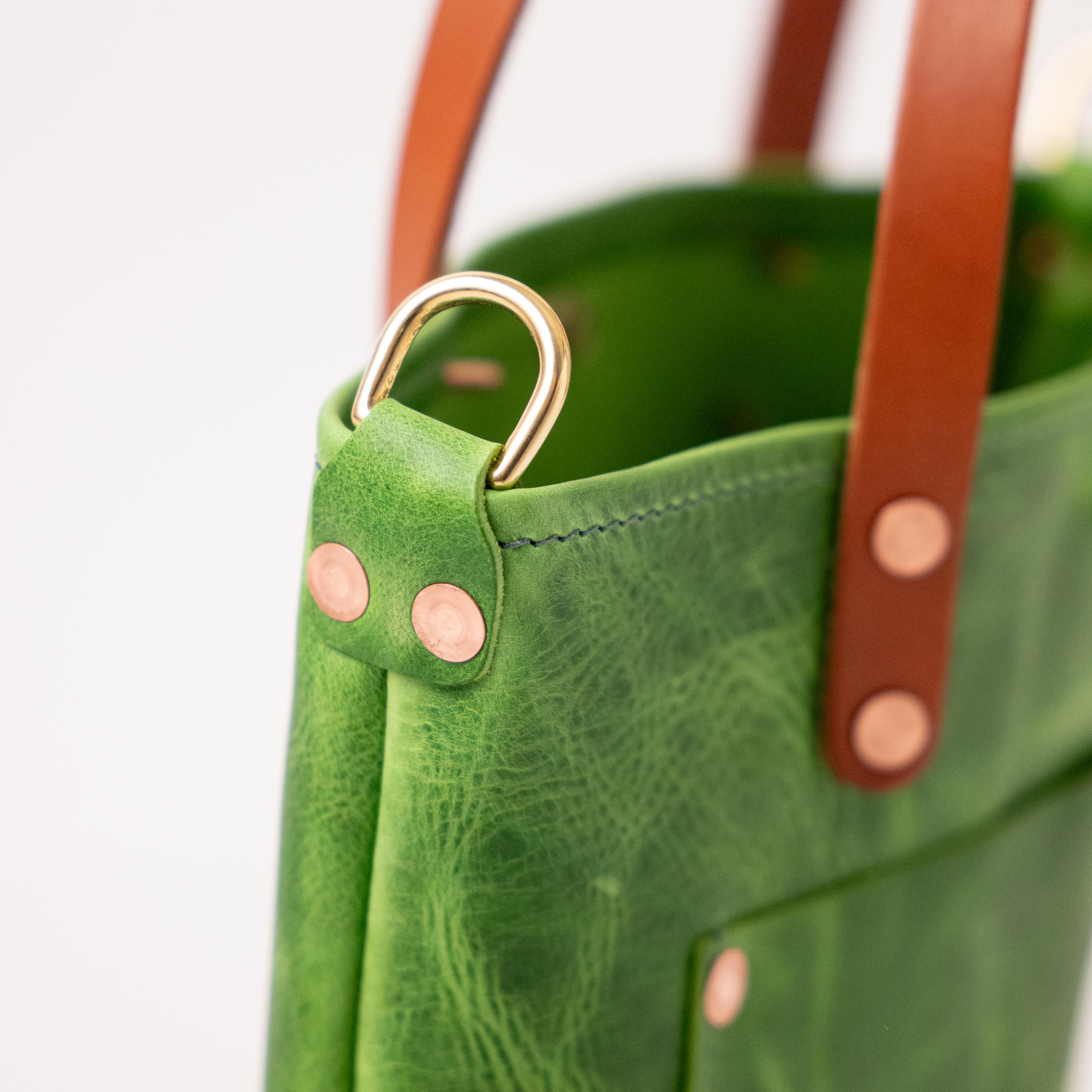 Scratch-and-Dent Fern Kodiak Mini Travel Tote