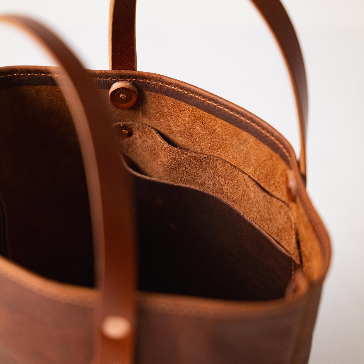 Scratch-and-Dent Cobalt Bulldog Bucket Tote