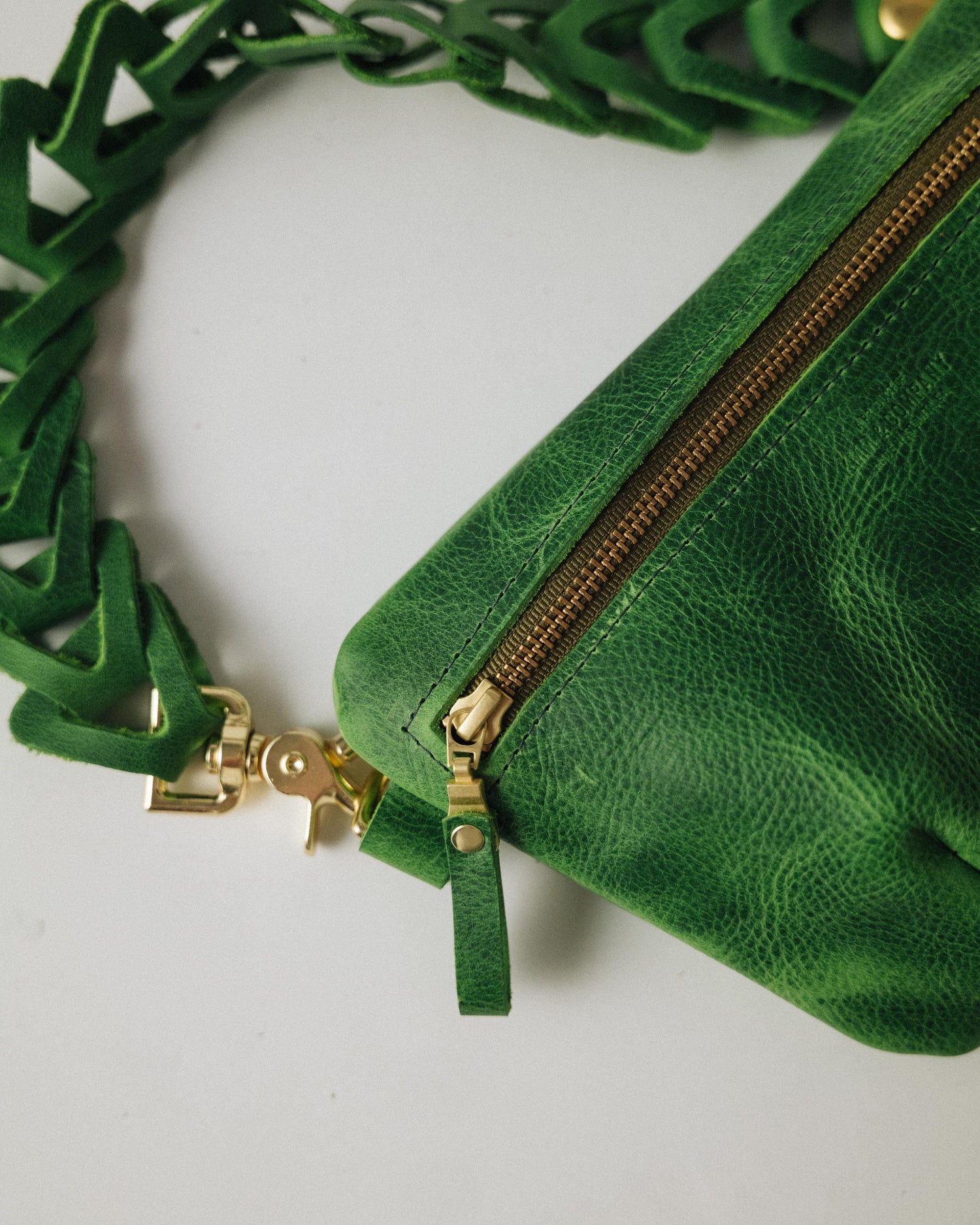 Scratch-and-Dent Teal Kodiak Belt Bag