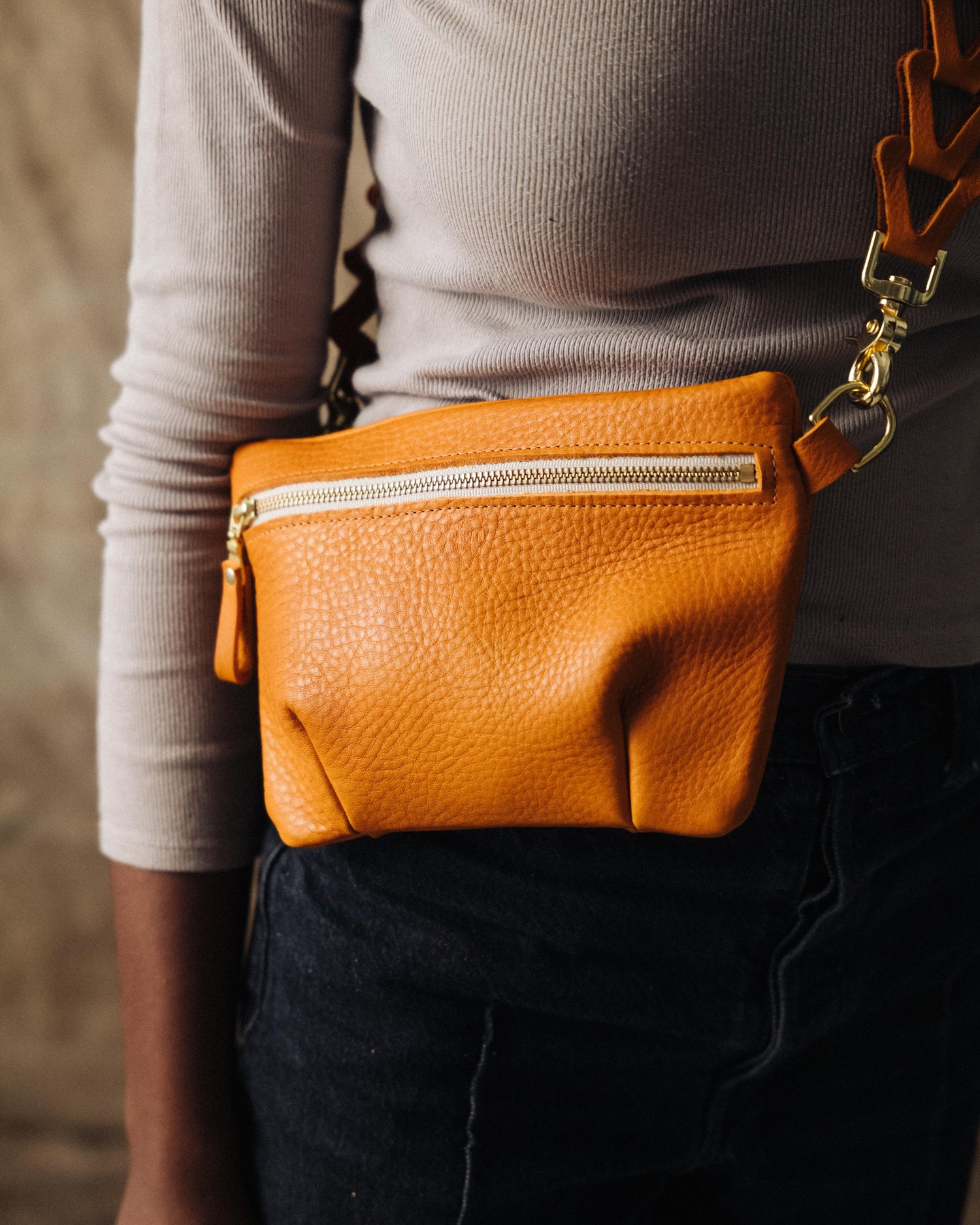 Scratch-and-Dent Blue Cypress Belt Bag