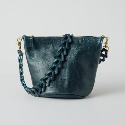 Scratch-and-Dent Dark Teal Bulldog Zip-Top Bucket Bag