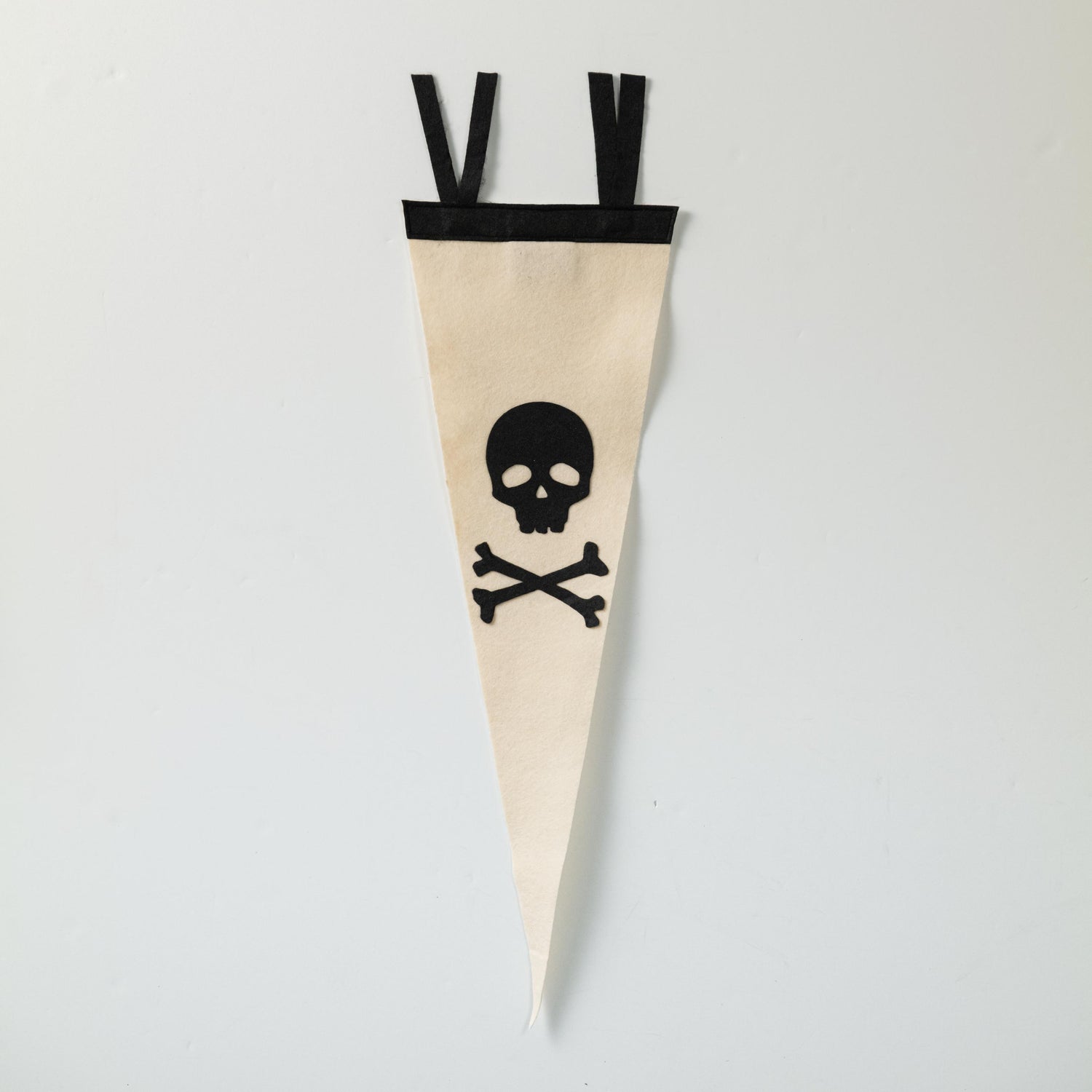 Skull-N-Bones Pennant