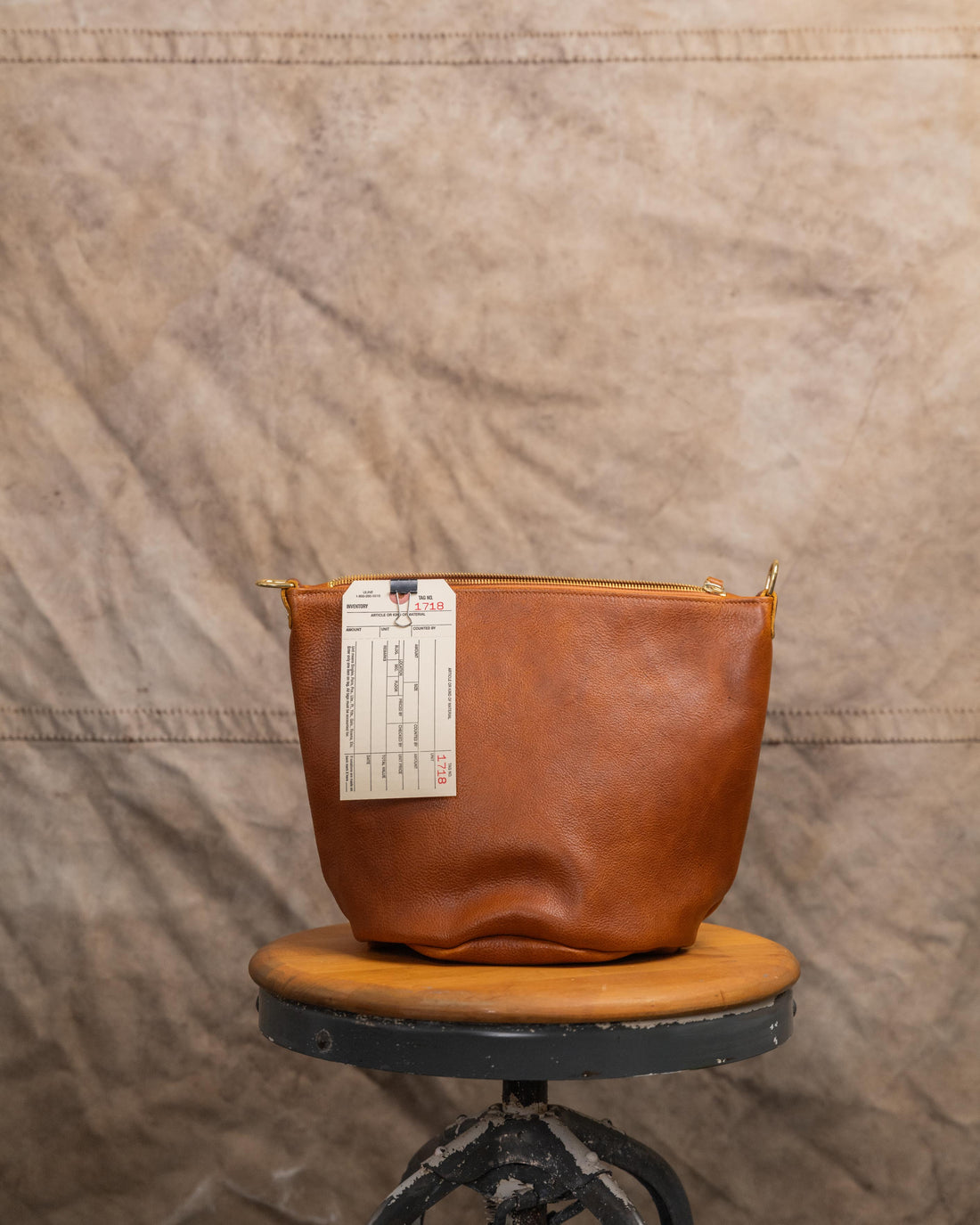 1718 Honey Bulldog Zip Top Bucket Bag