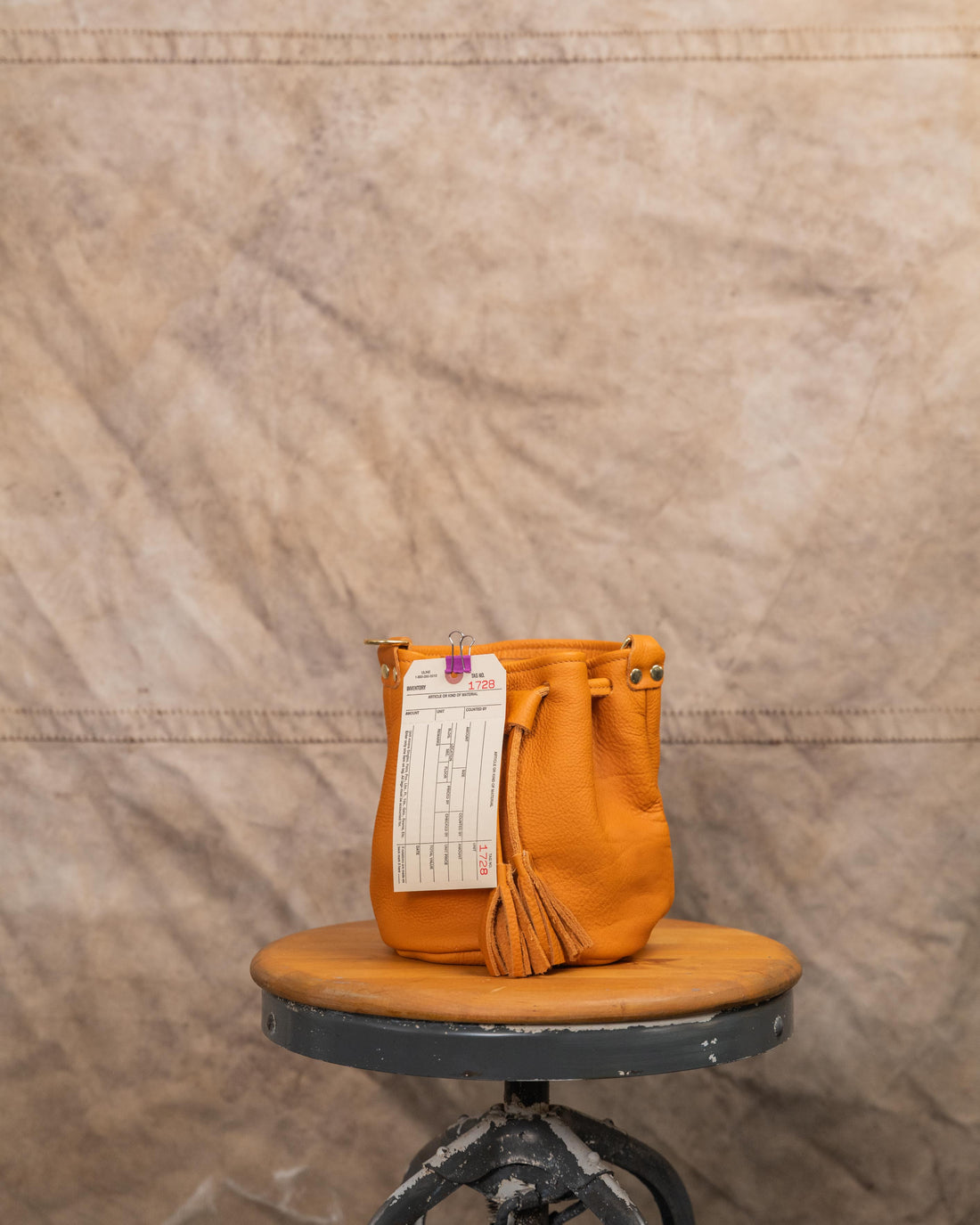 1728 Tan Tumbled Veg Tan Mini Bucket Bag