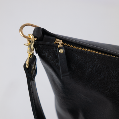 Black Bulldog Zip-Top Bucket Bag
