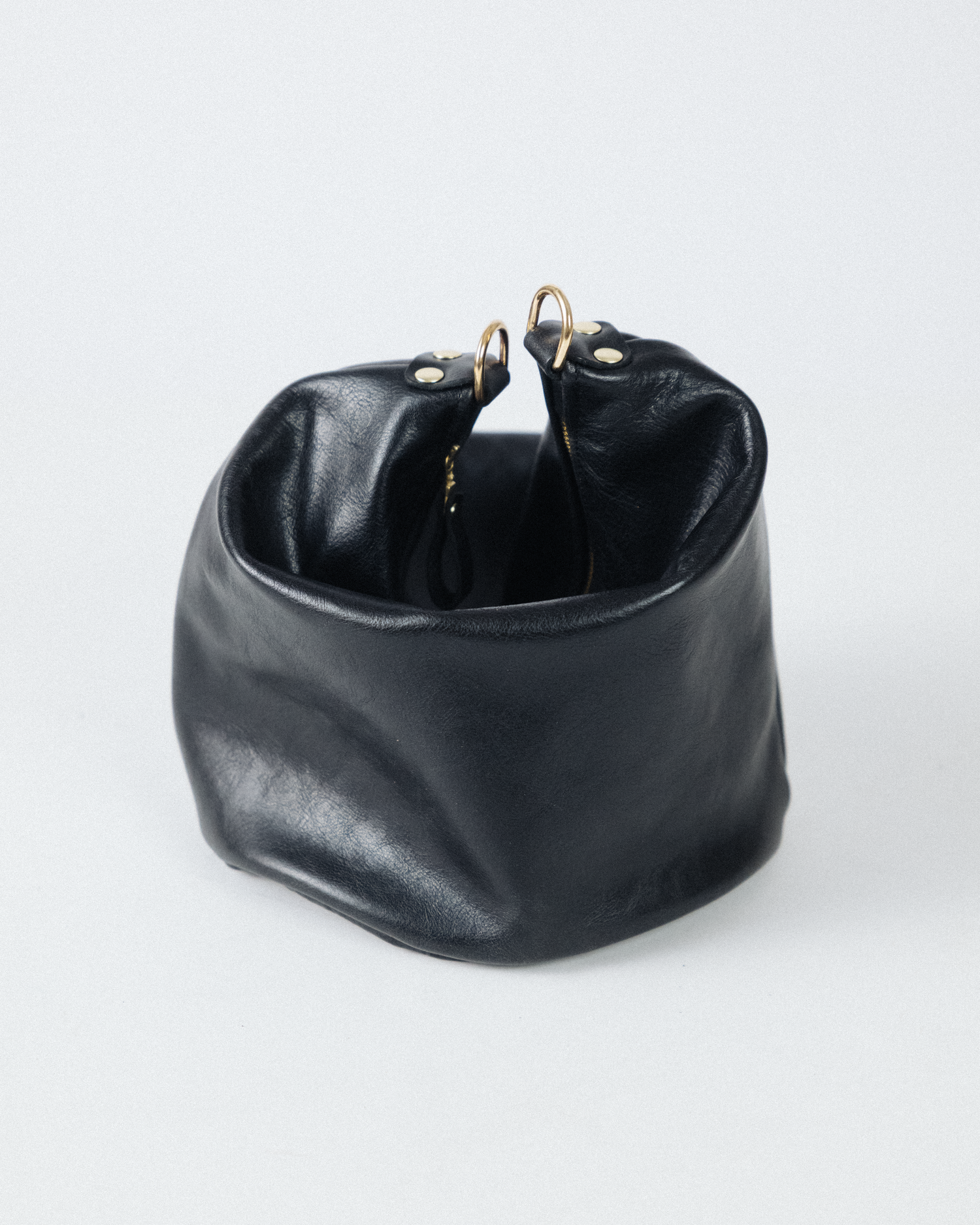 Black Bulldog Zip-Top Bucket Bag
