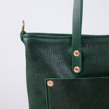 Green Bulldog Travel Tote