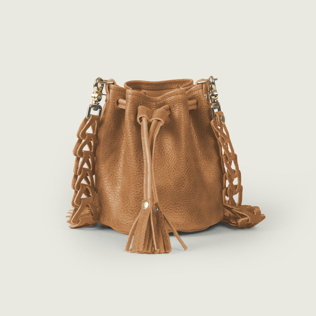 Sand Bulldog Mini Bucket Bag