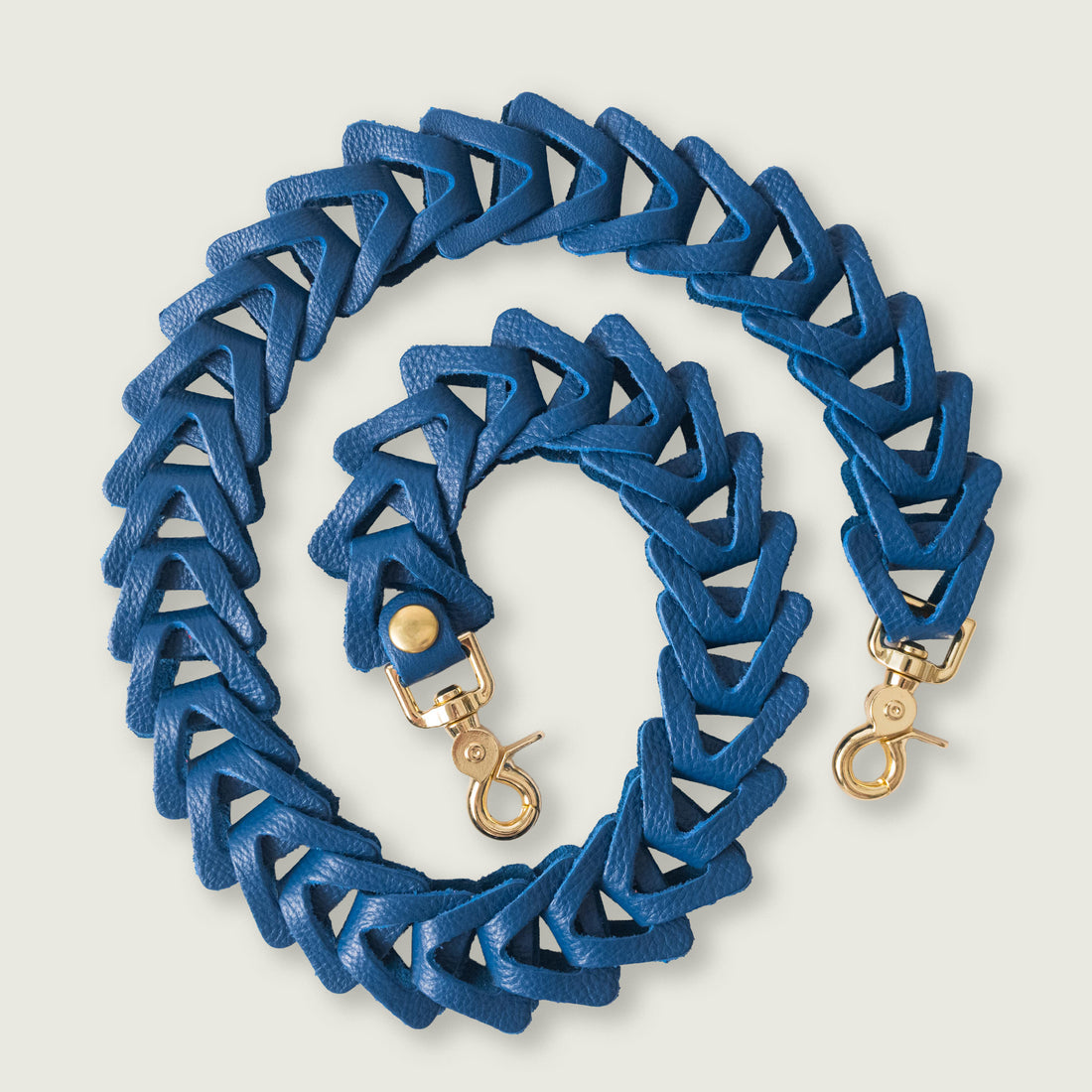 Cobalt Bulldog Chain Link Strap