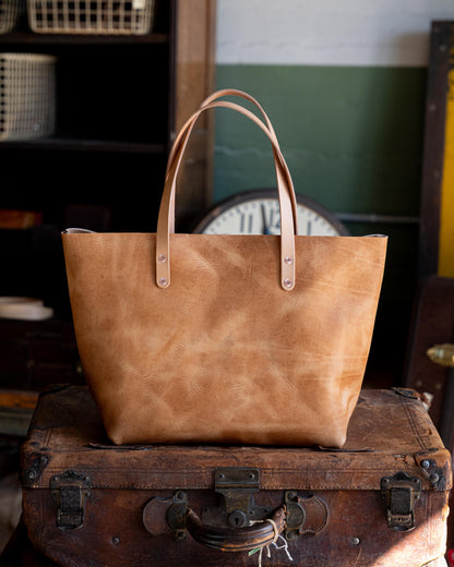 Natural Derby East West Tote