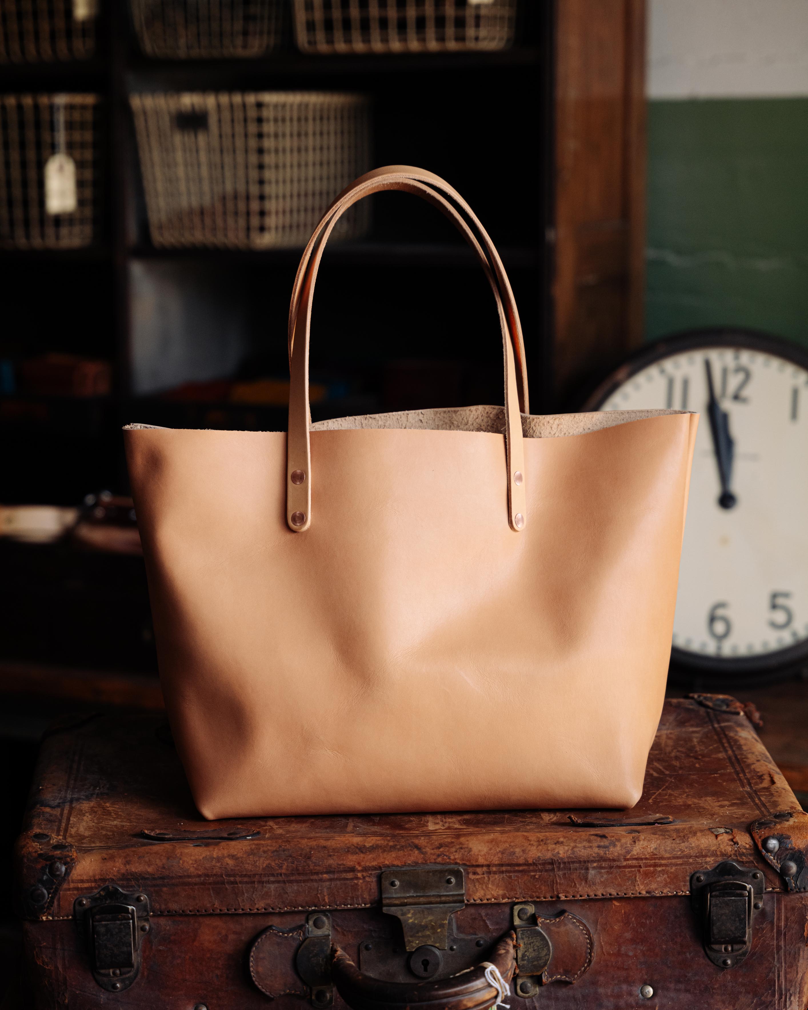 Natural Essex East West Tote