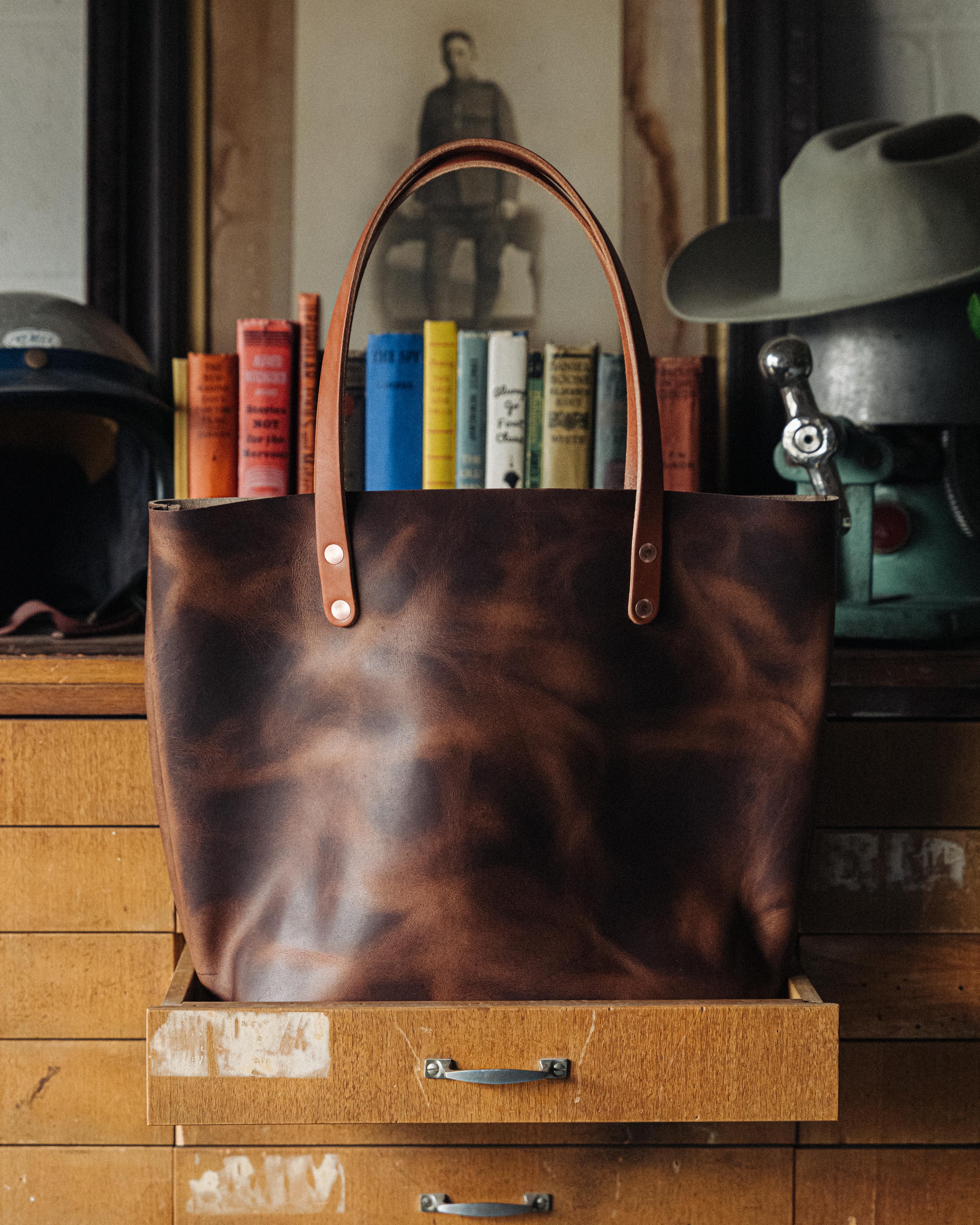 Saddle leather 2025 tote bag