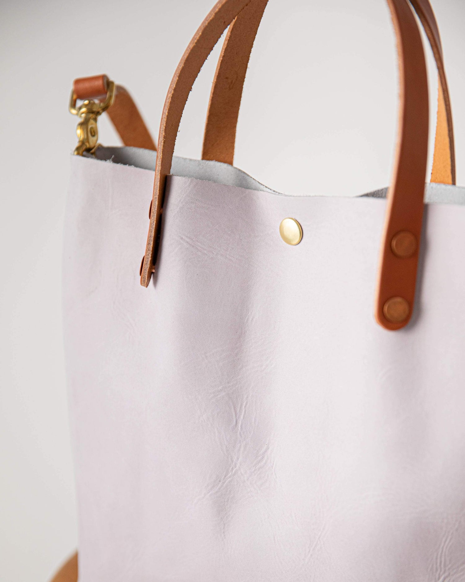 Scratch-and-Dent Pearl Mini Tote