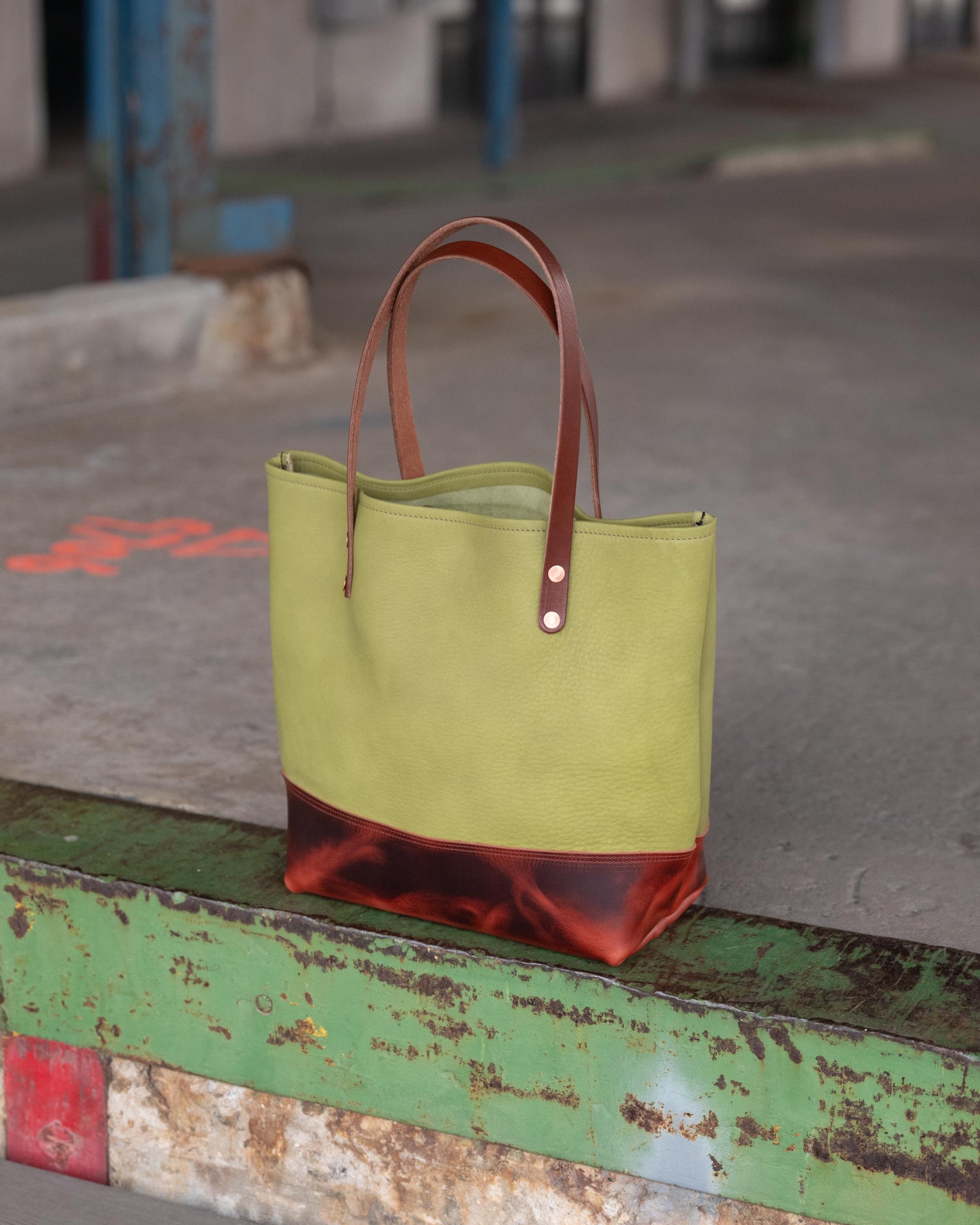 TOP SECRET BST Key Lime/Timber Roanoke Panel Totes