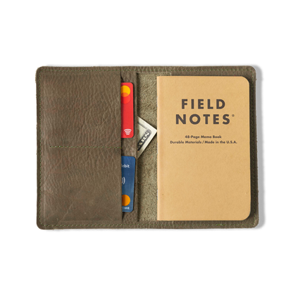 Olive Kodiak Passport Wallet