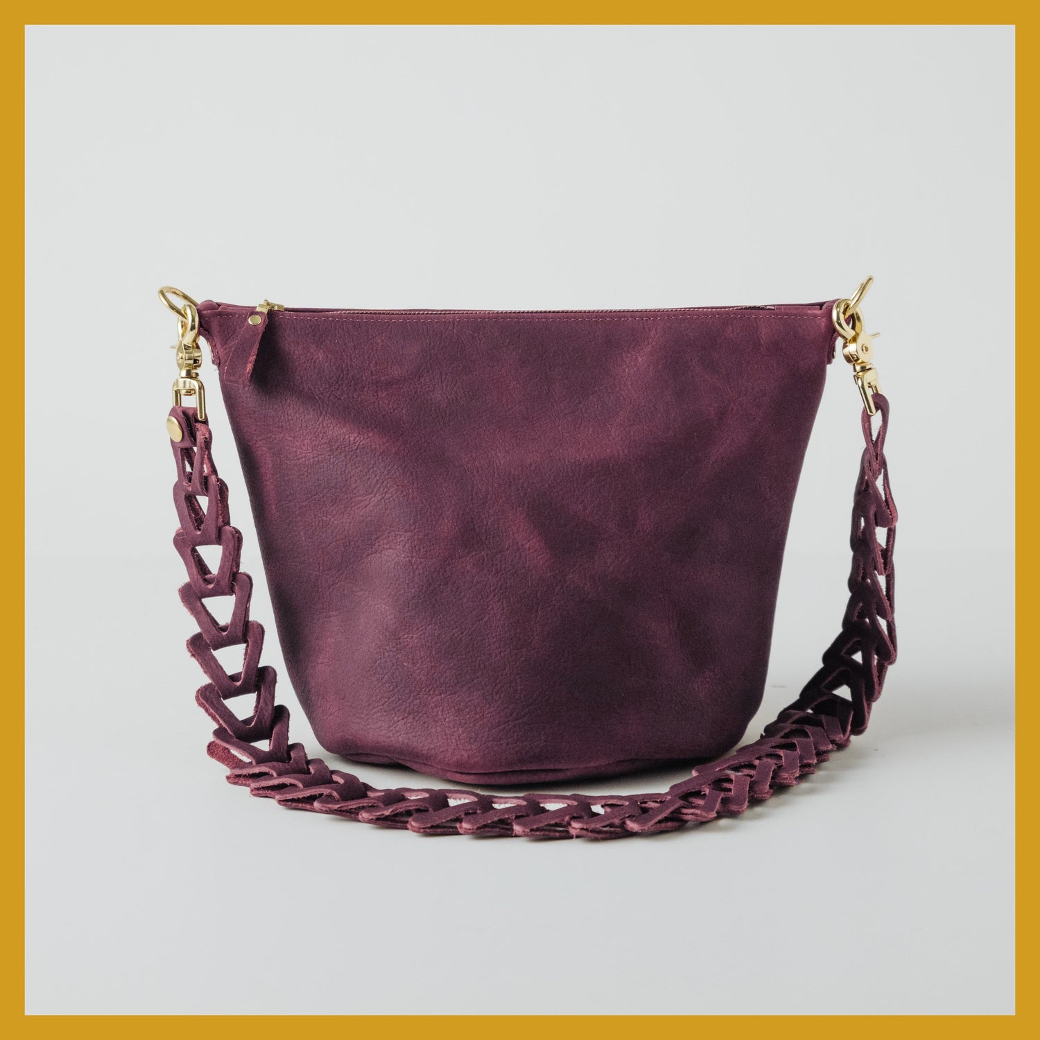 Scratch-and-Dent Purple Kodiak Zip-Top Bucket Bag