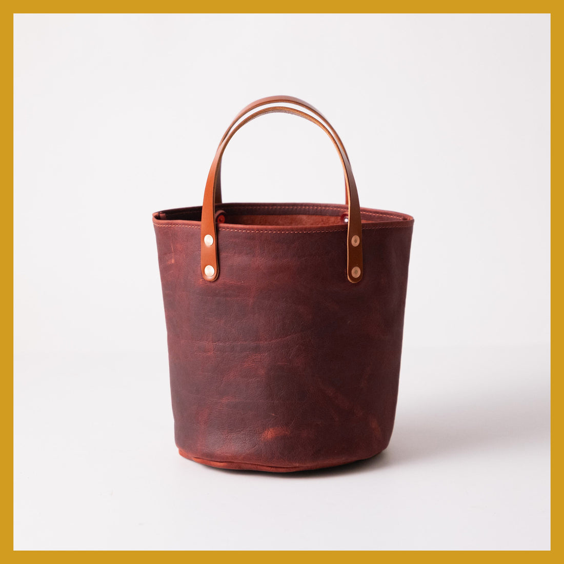 Scratch-and-Dent Red Kodiak Bucket Tote